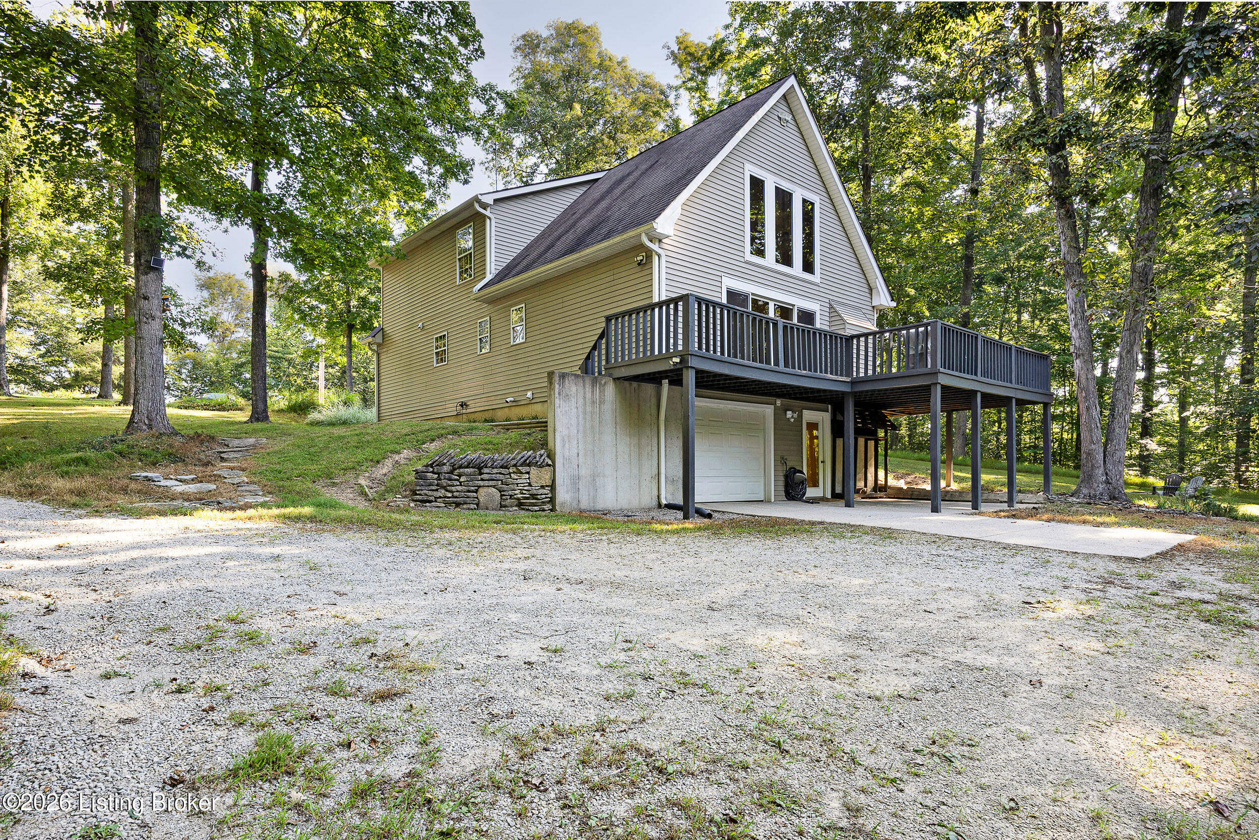 194 Hagan Rd Property Photo 3