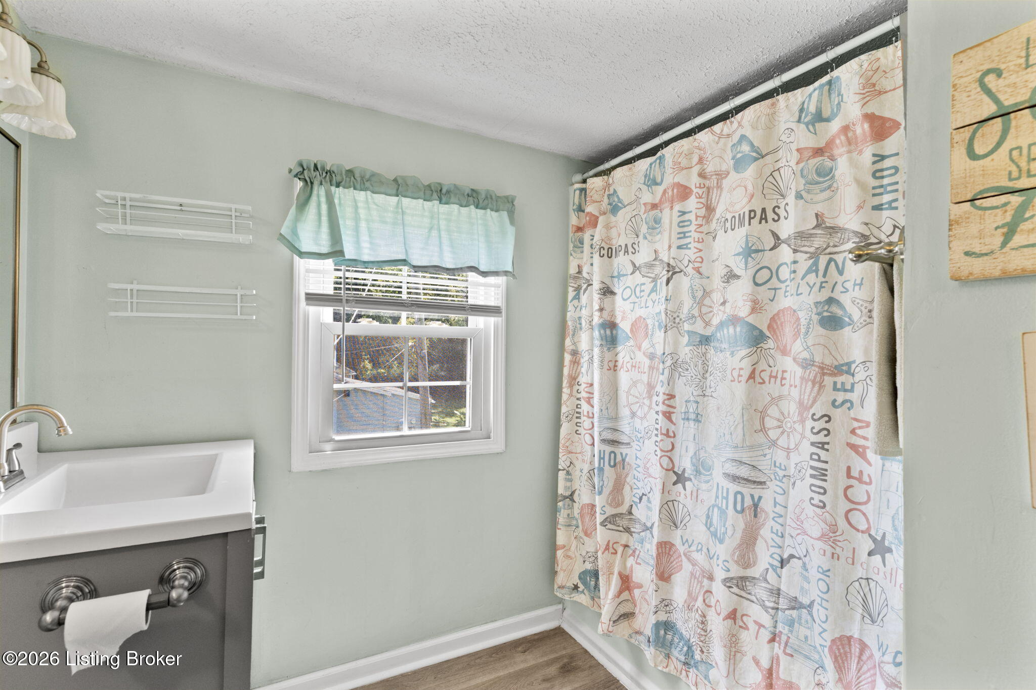 100 S Maple St Property Photo 19
