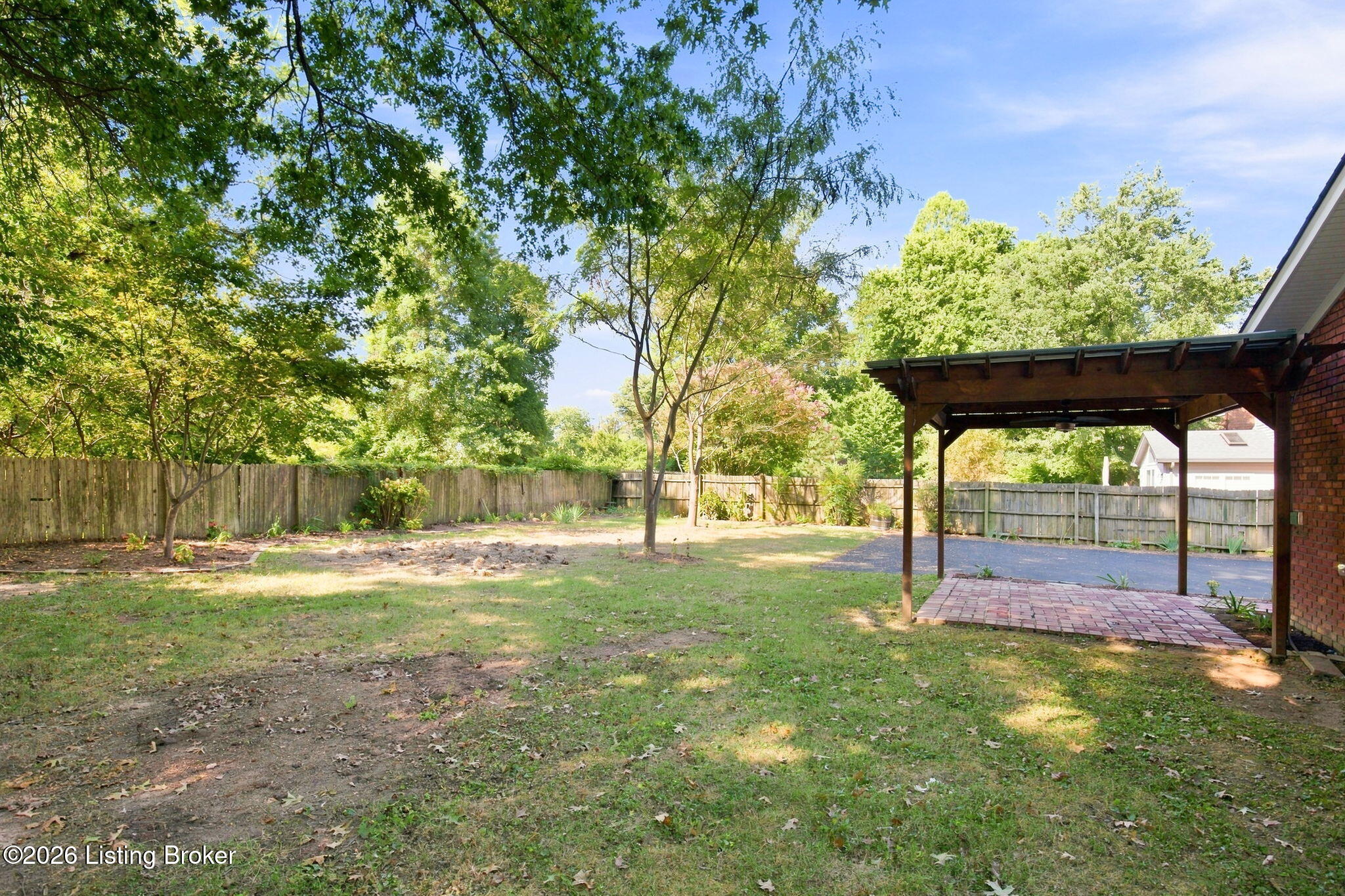 7106 Peppermill Ln Property Photo 7
