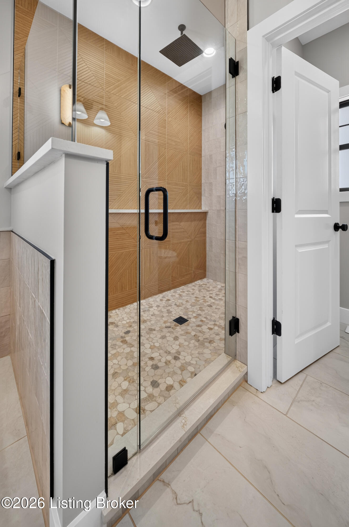 2492 Roundtop Rd Property Photo 22