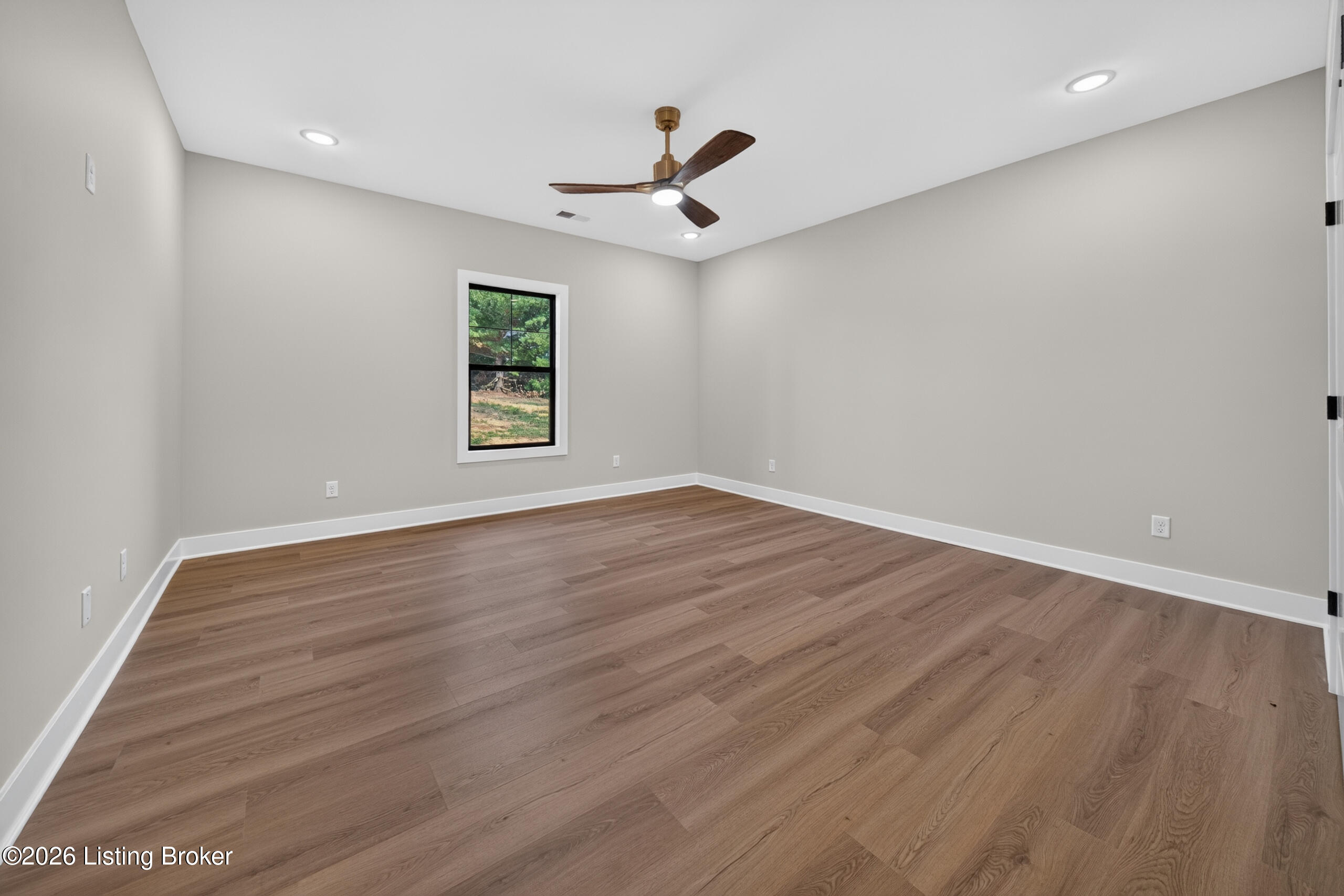 2492 Roundtop Rd Property Photo 36