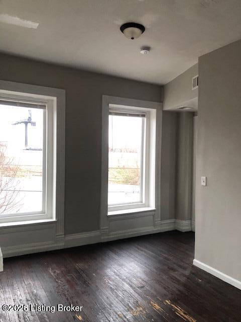 947 S Brook St Property Photo 19