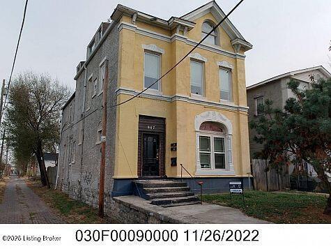 947 S Brook St Property Photo 21