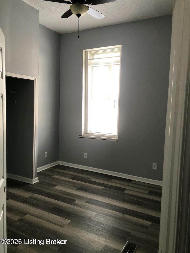 947 S Brook St Property Photo 26