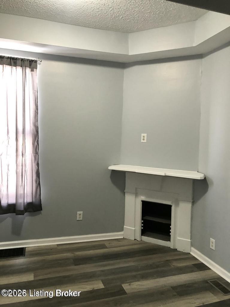 947 S Brook St Property Photo 27