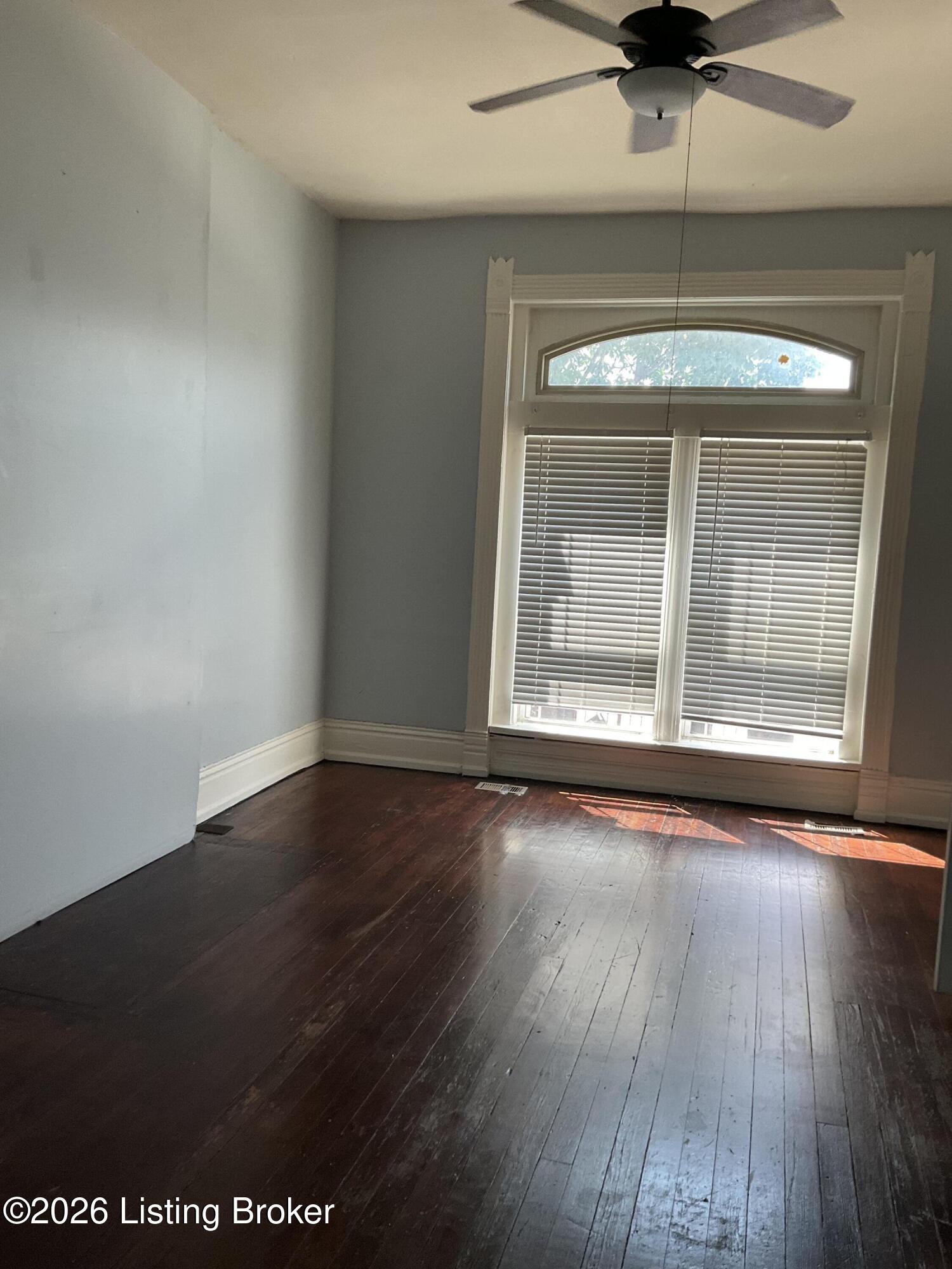 947 S Brook St 1 Property Photo 2