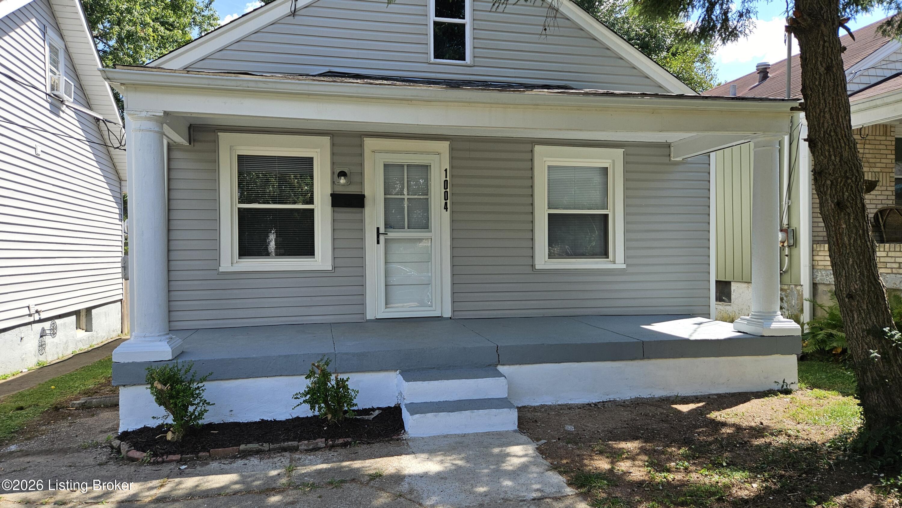 1004 Dixon Ave Property Photo 6