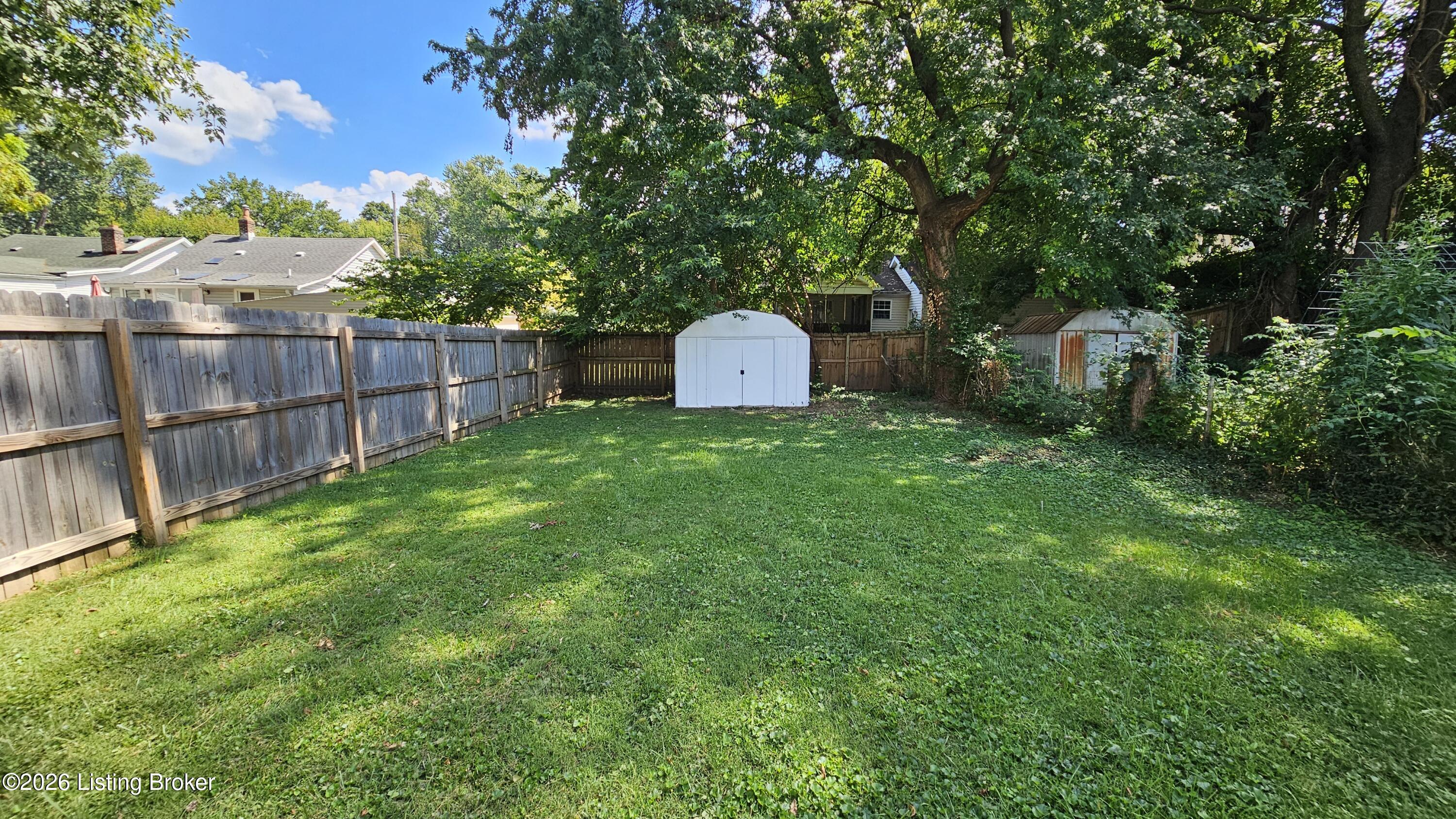 1004 Dixon Ave Property Photo 47