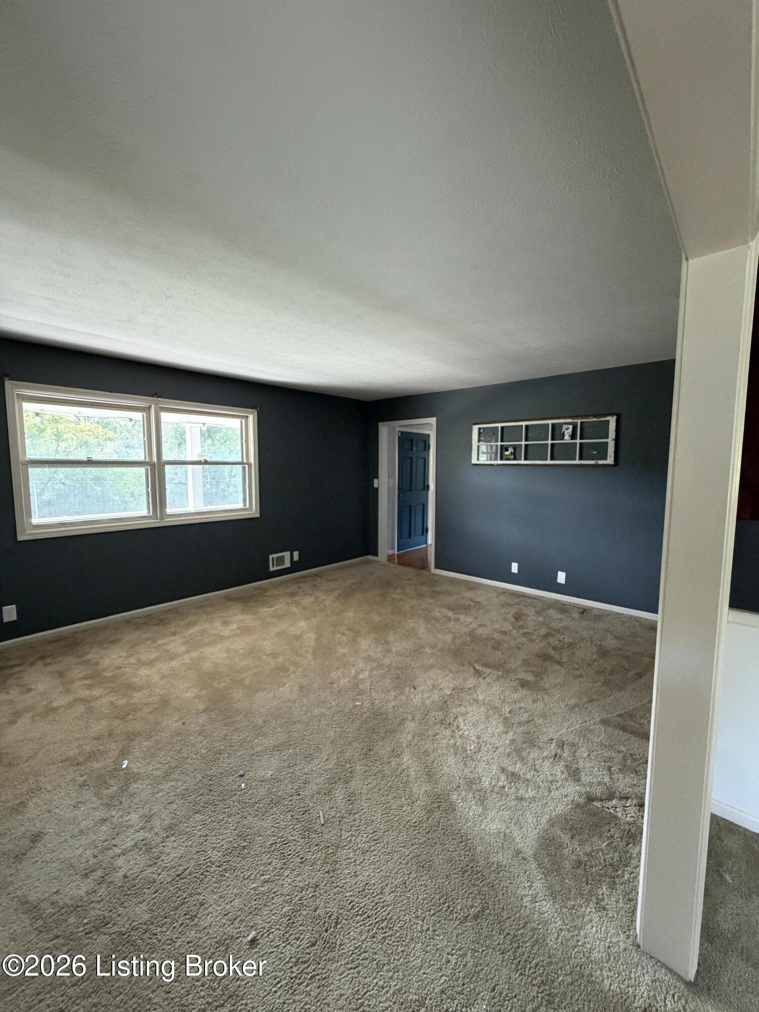 8219 Arnoldtown Rd Property Photo 15