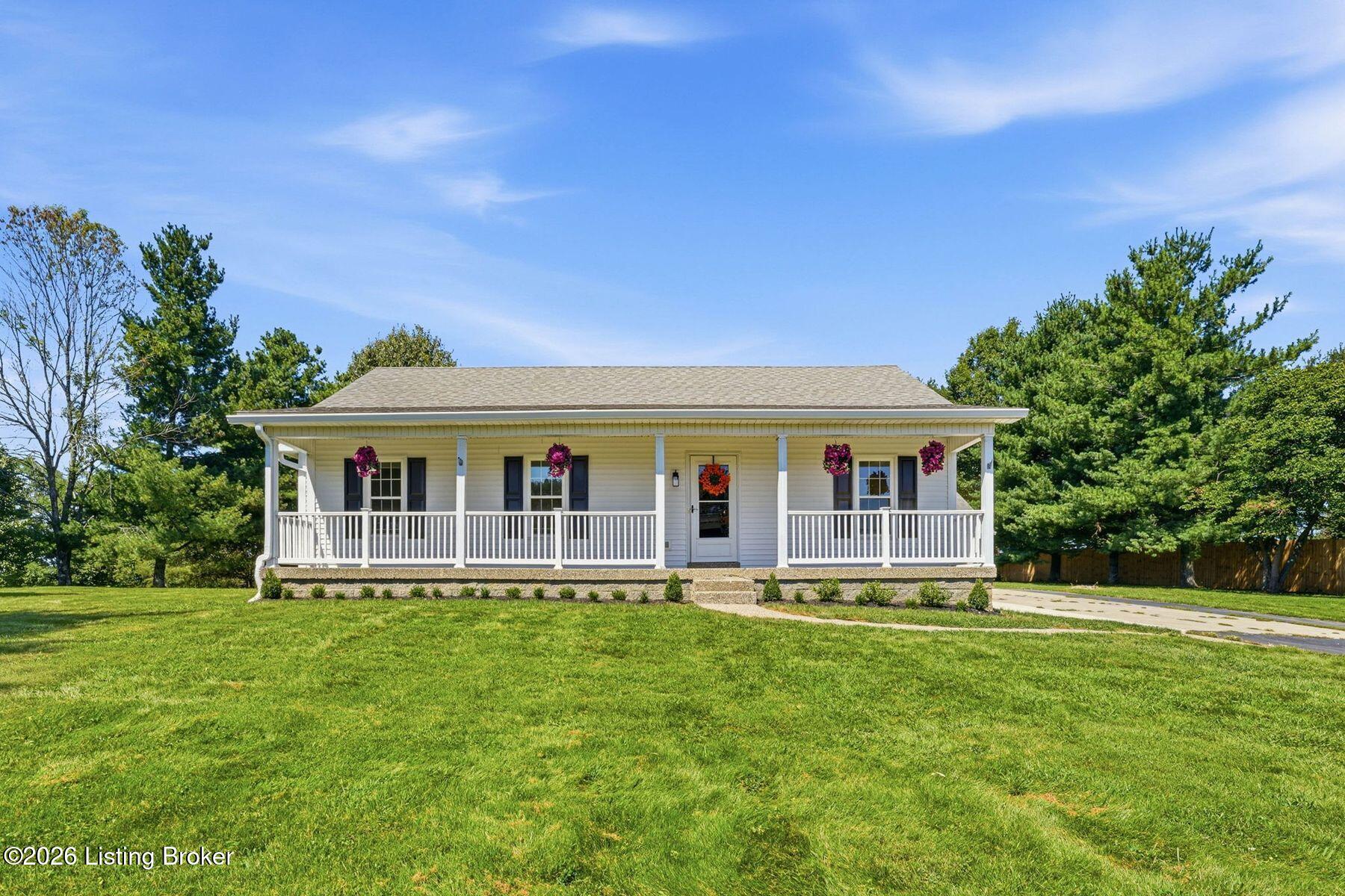 142 Meadow Lake Dr Property Photo 1