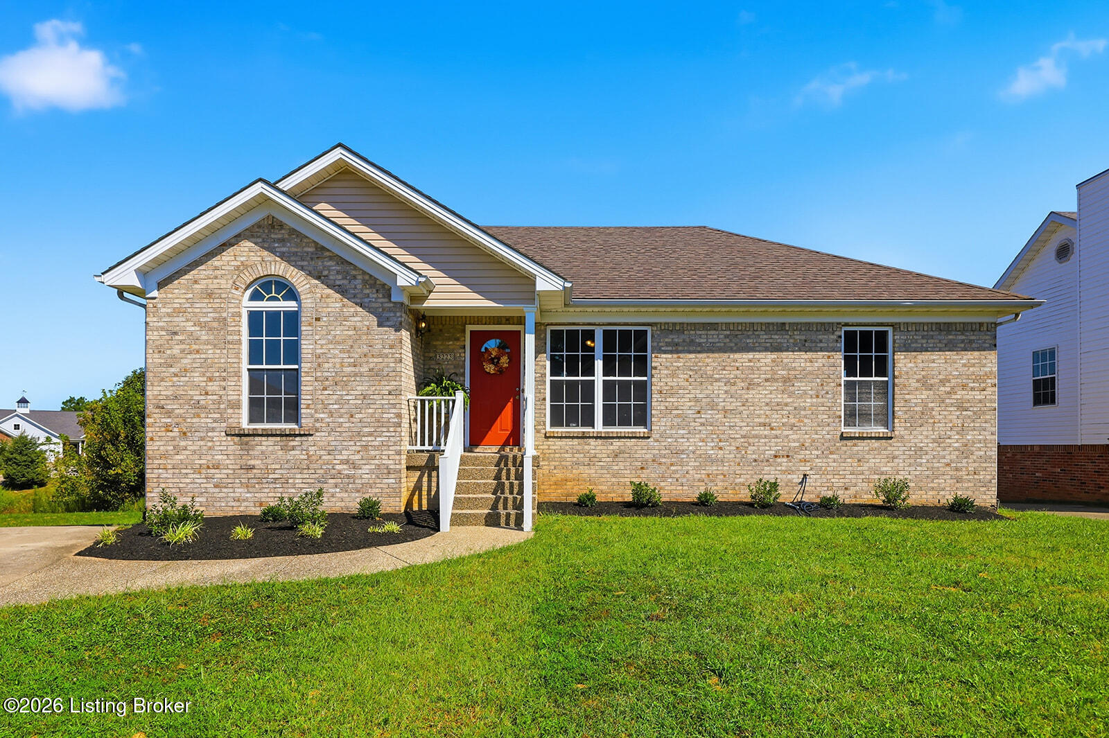 3223 Squire Cir Property Photo 2
