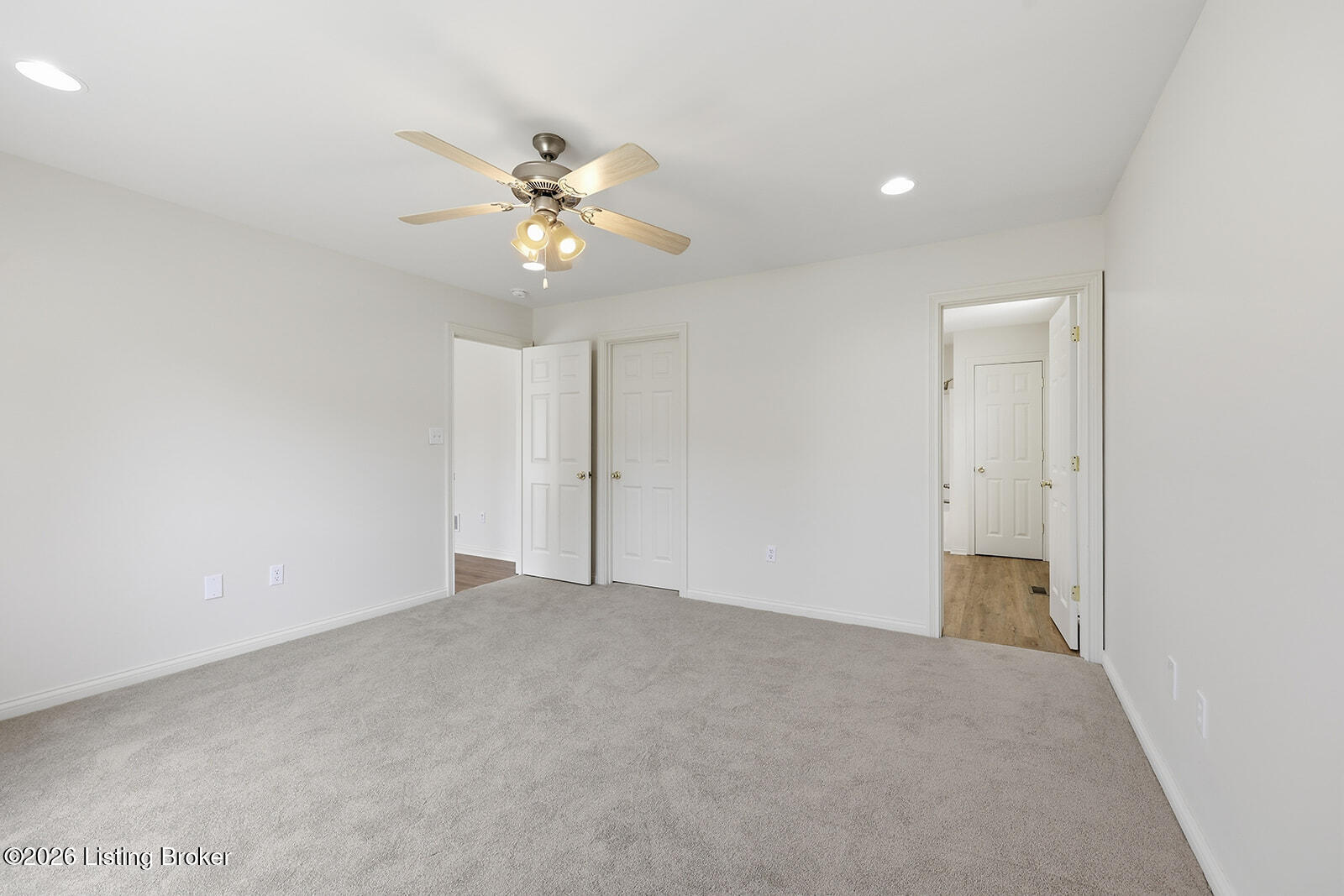 3223 Squire Cir Property Photo 16