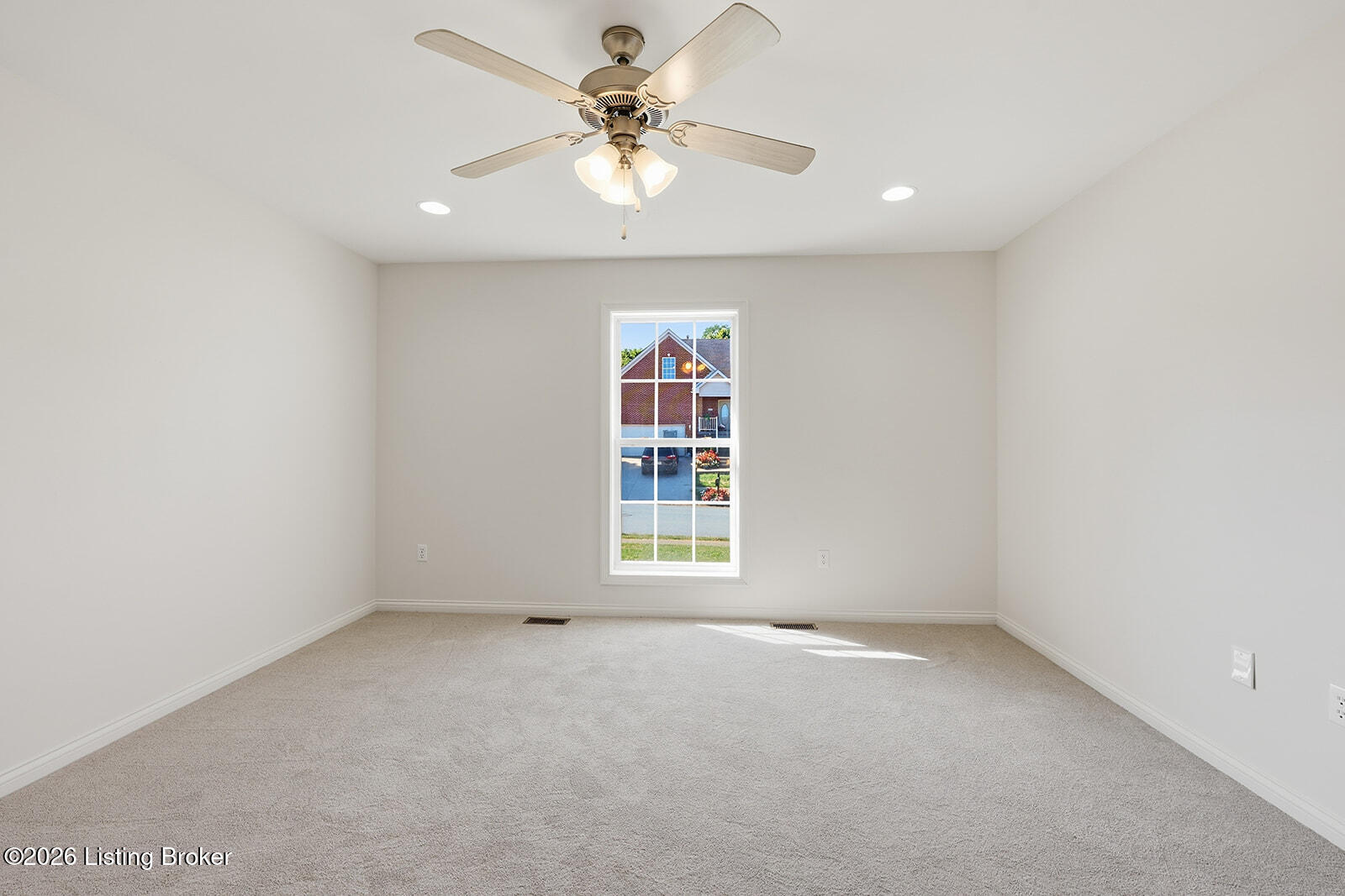 3223 Squire Cir Property Photo 17