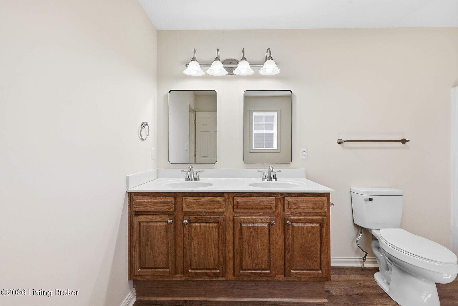 3223 Squire Cir Property Photo 19