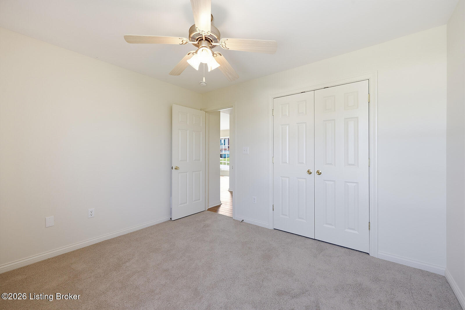 3223 Squire Cir Property Photo 25