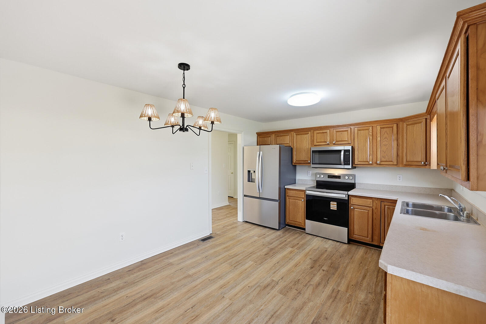 3223 Squire Cir Property Photo 28