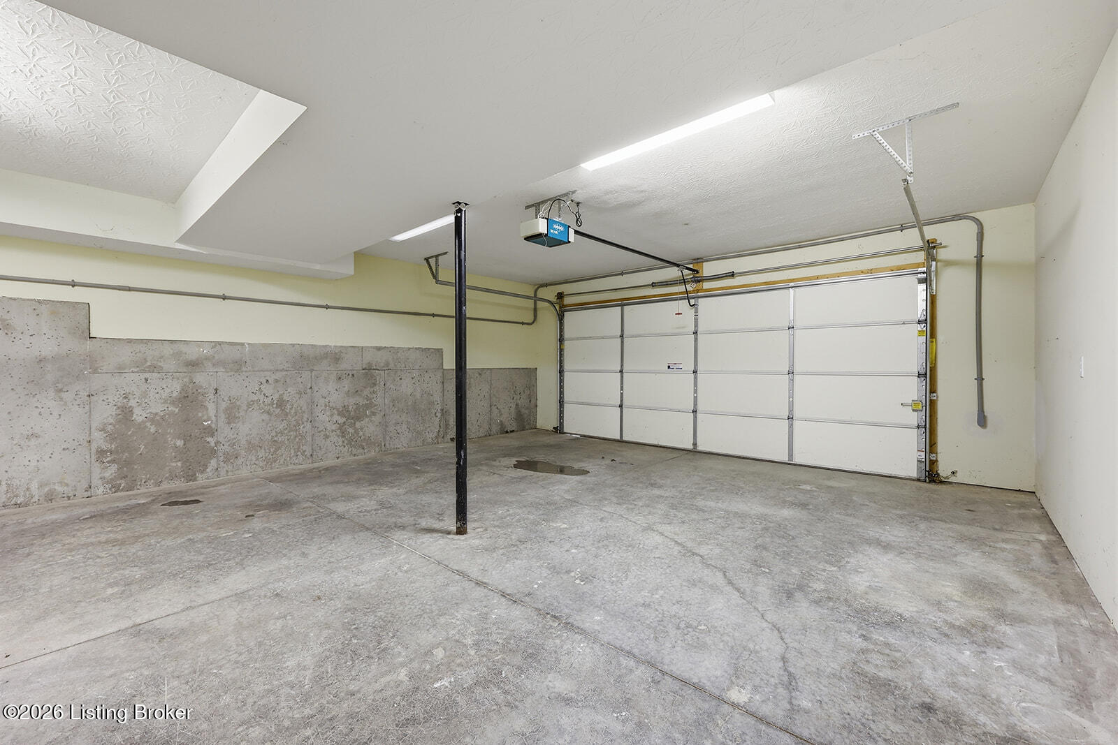 3223 Squire Cir Property Photo 47