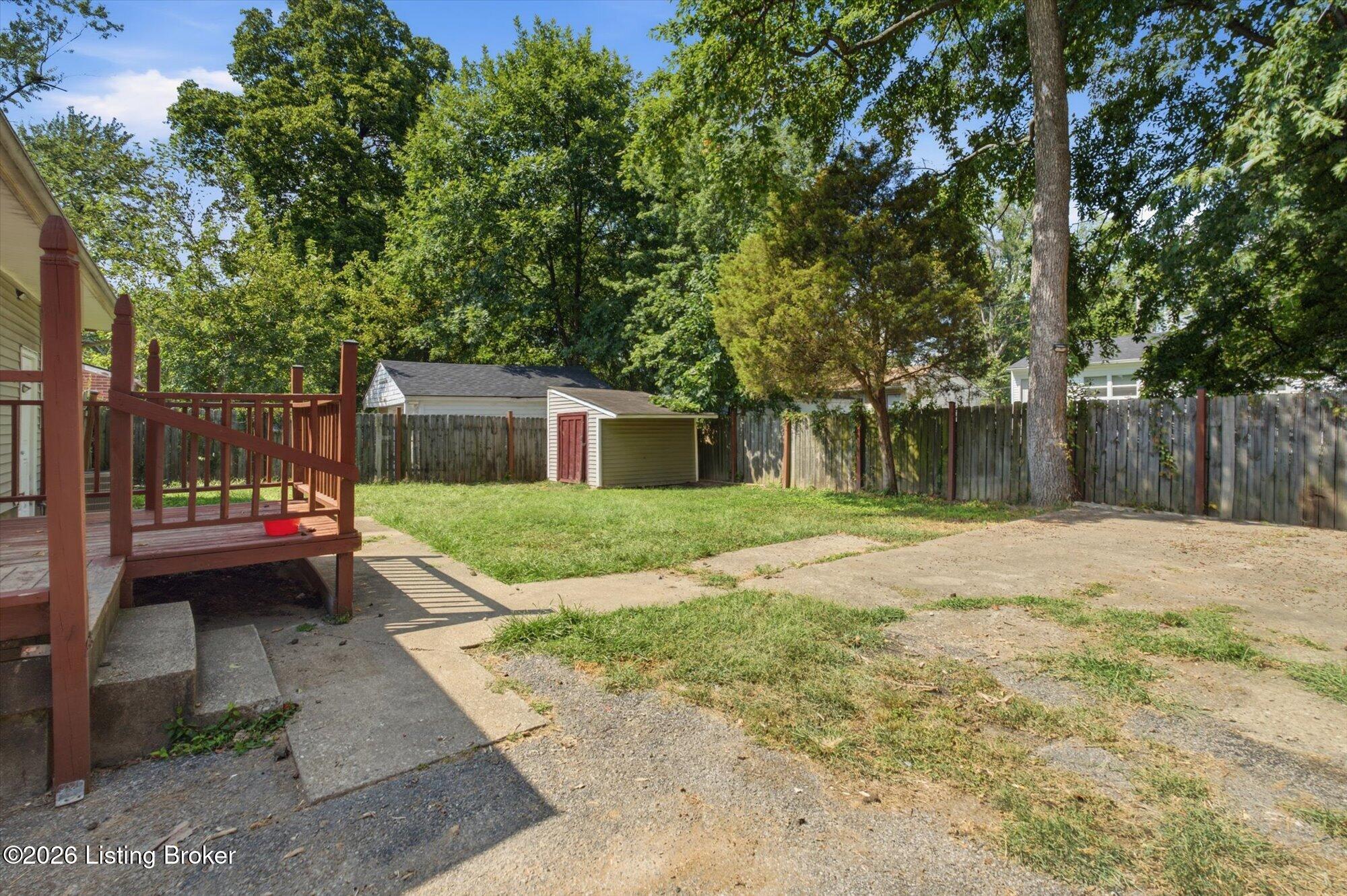 5003 Red Oak Ln Property Photo 13