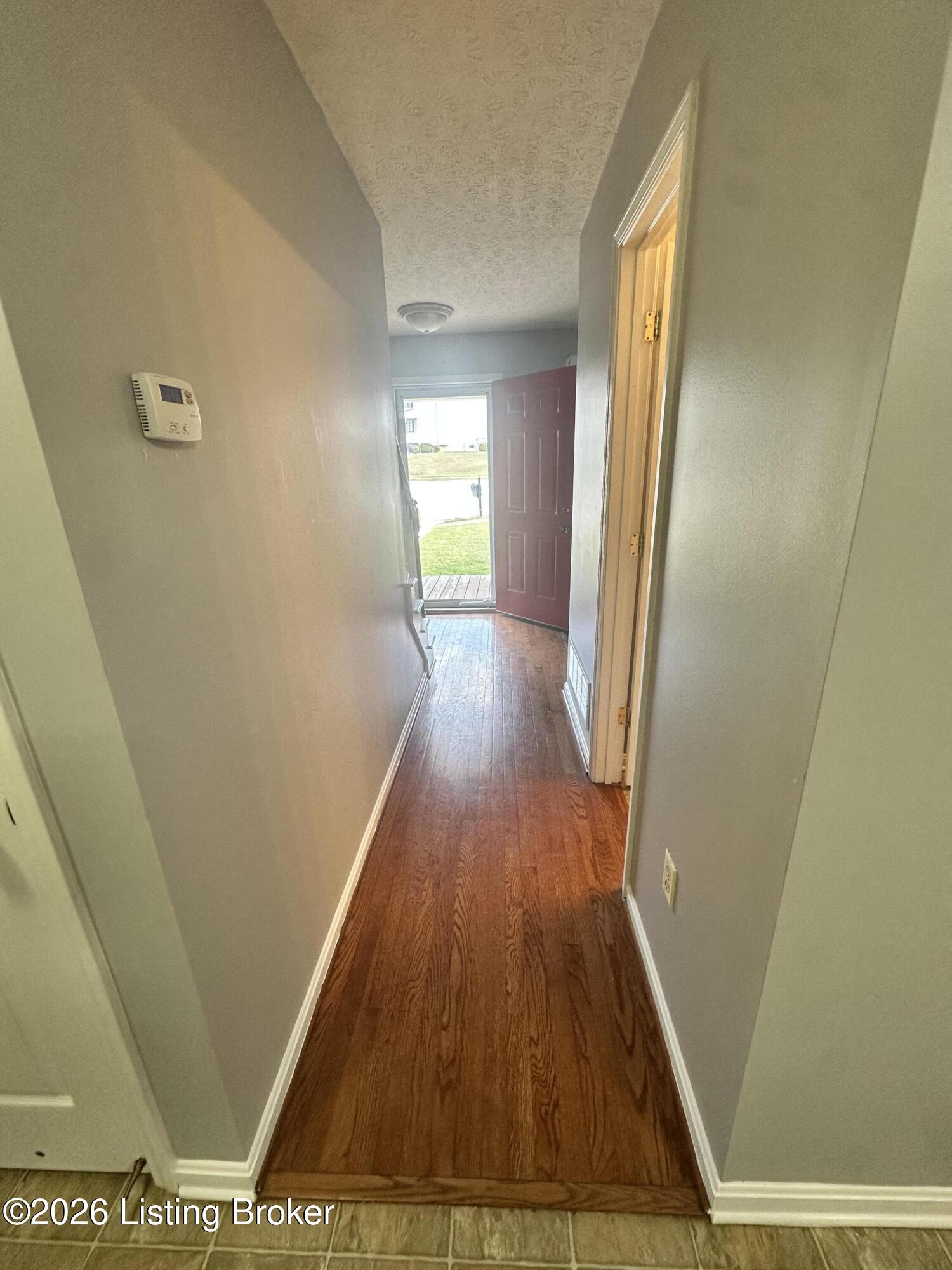 708 Clear Spring Ct Property Photo 19