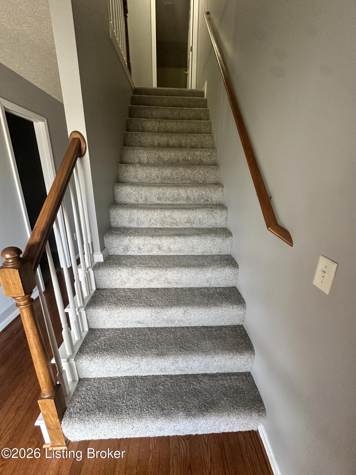 708 Clear Spring Ct Property Photo 20