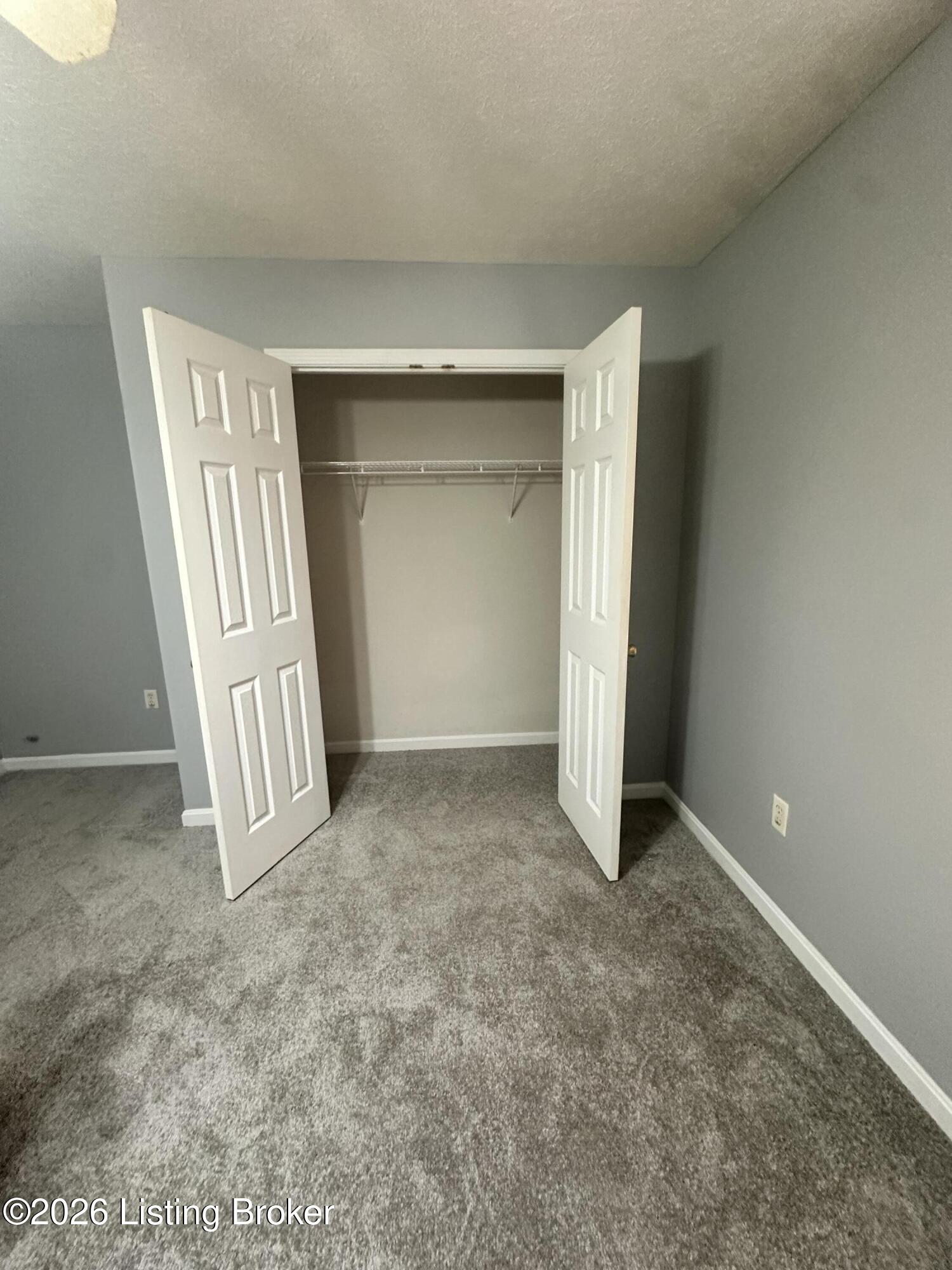708 Clear Spring Ct Property Photo 25