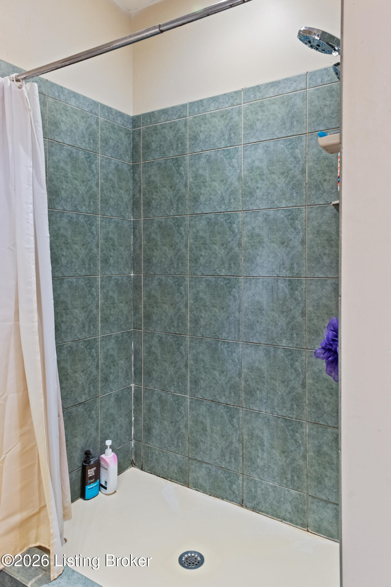 215 S Parkside Dr Property Photo 24