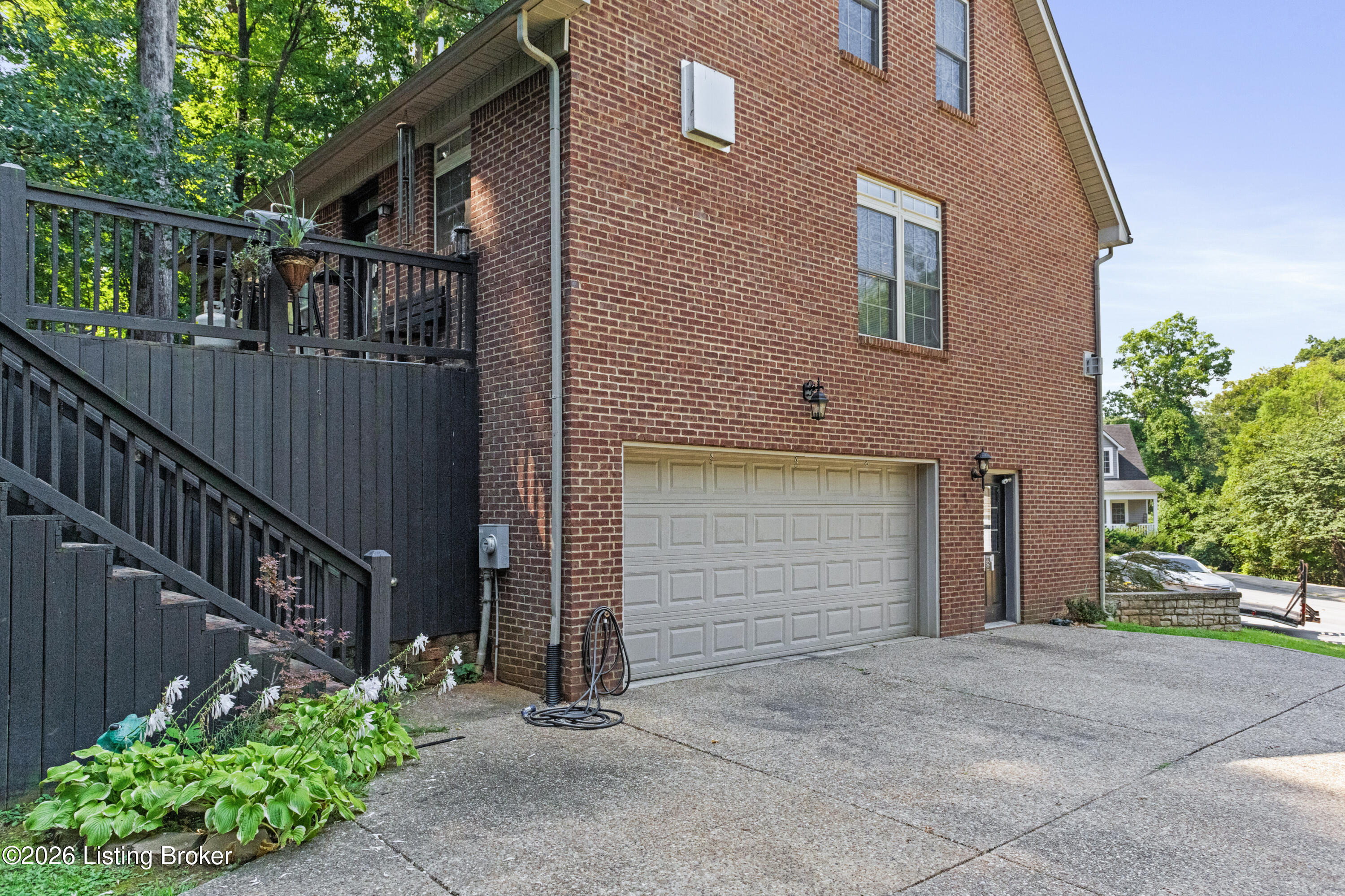 215 S Parkside Dr Property Photo 42