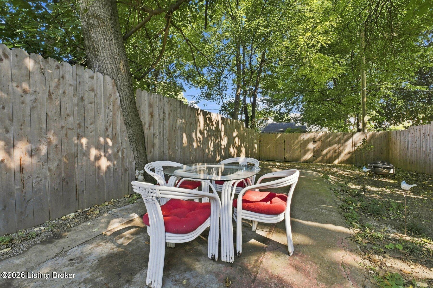 719 E Saint Catherine St Property Photo 32
