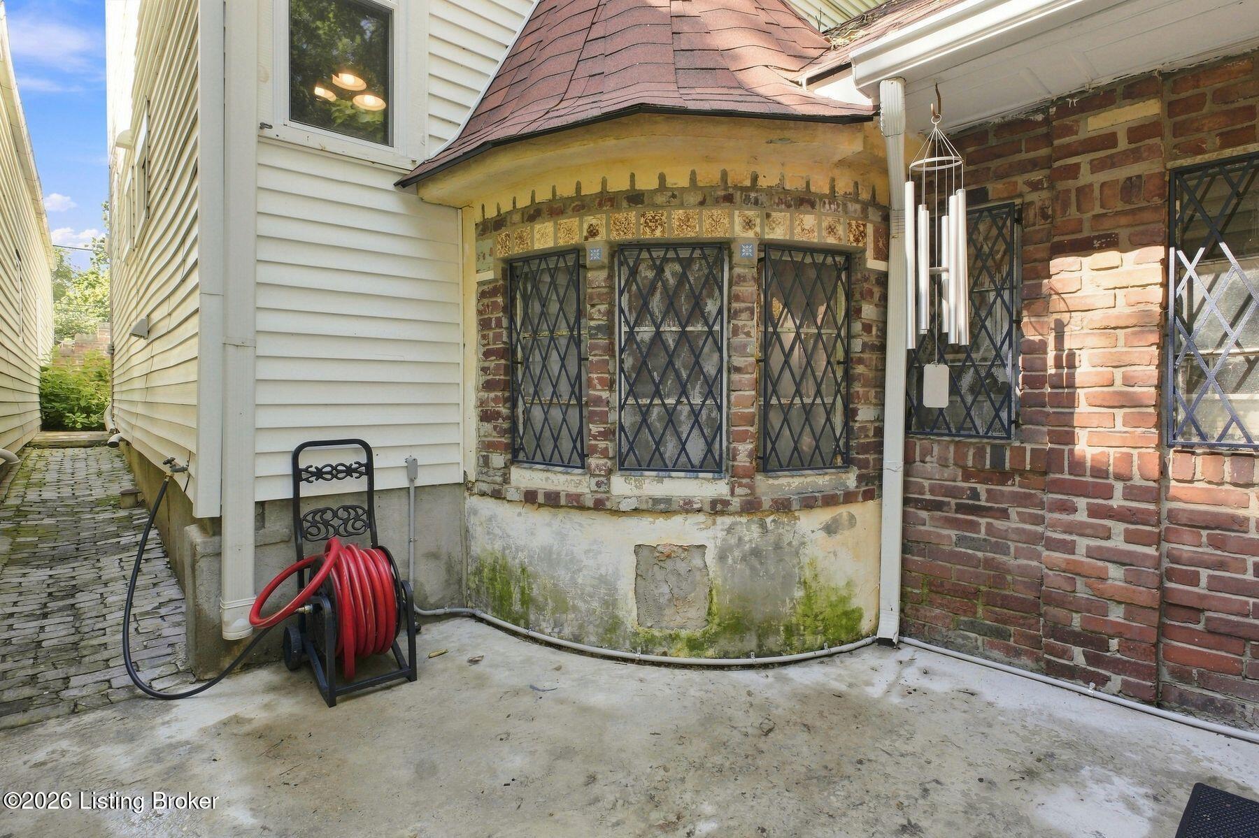 719 E Saint Catherine St Property Photo 33