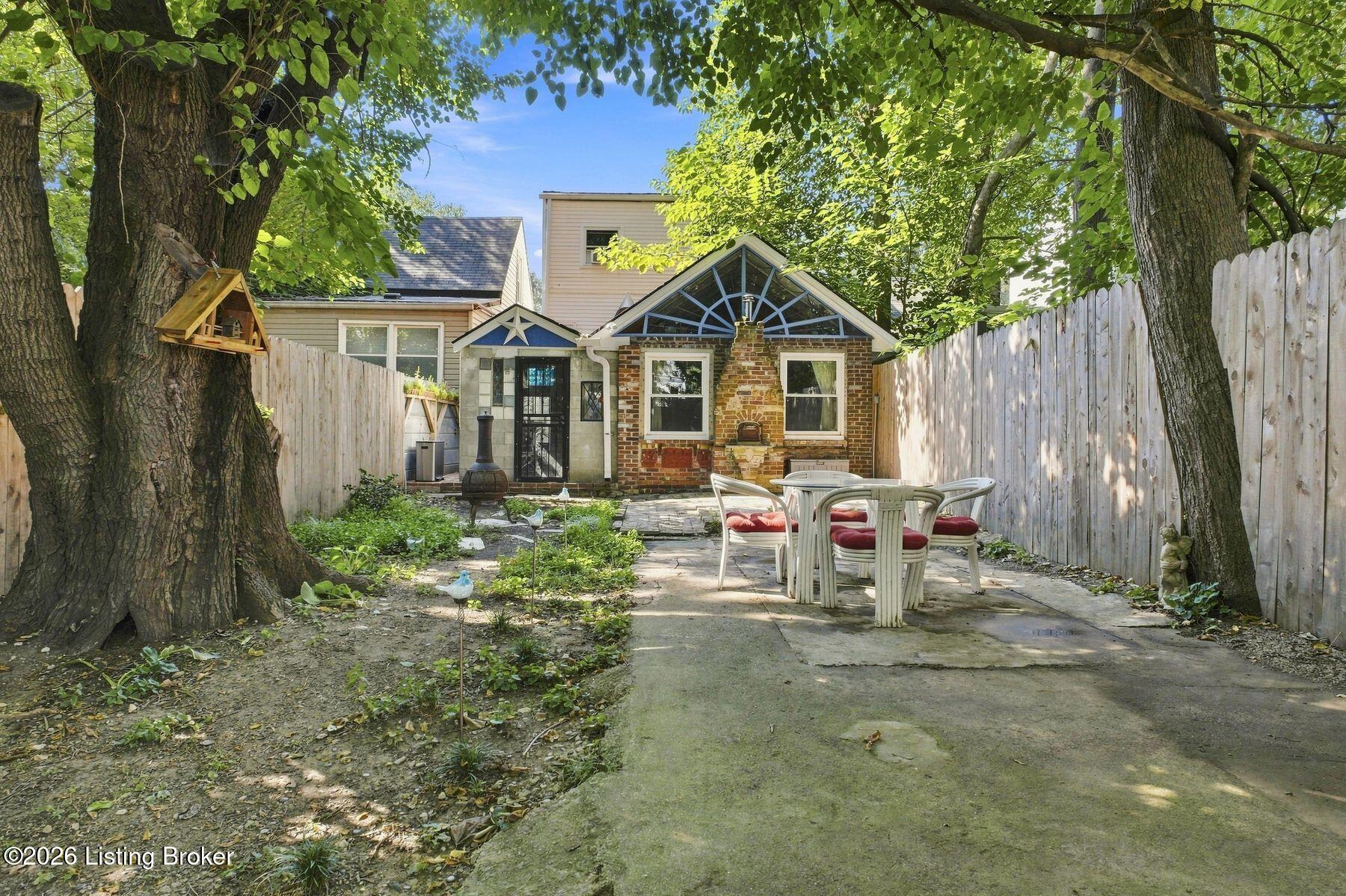 719 E Saint Catherine St Property Photo 36