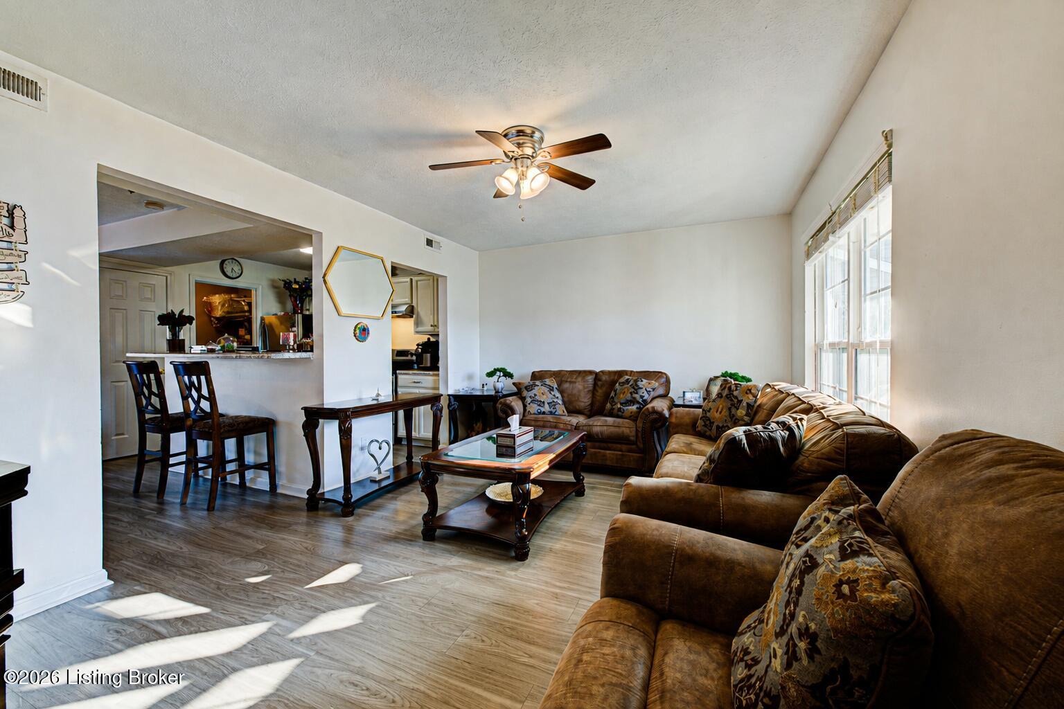 12108 Eastbay Ct Property Photo 5