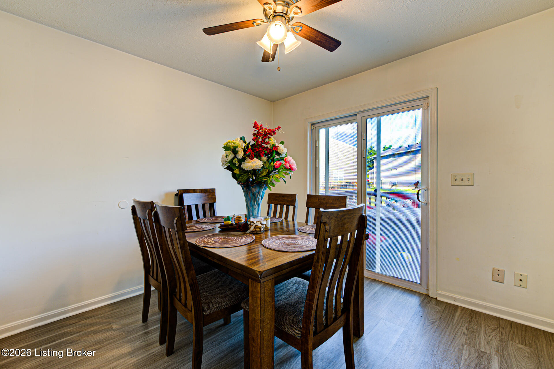 12108 Eastbay Ct Property Photo 8
