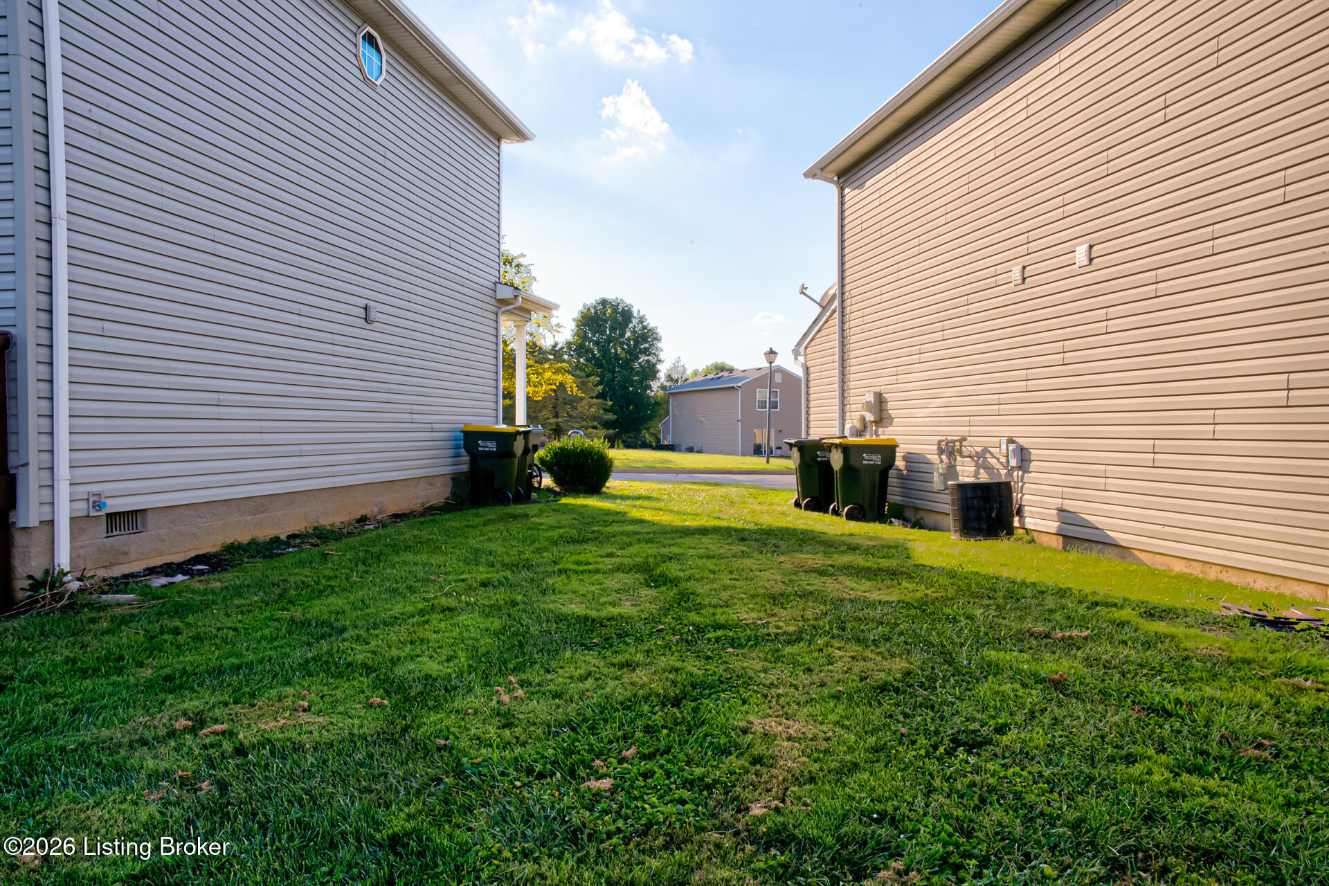 12108 Eastbay Ct Property Photo 26