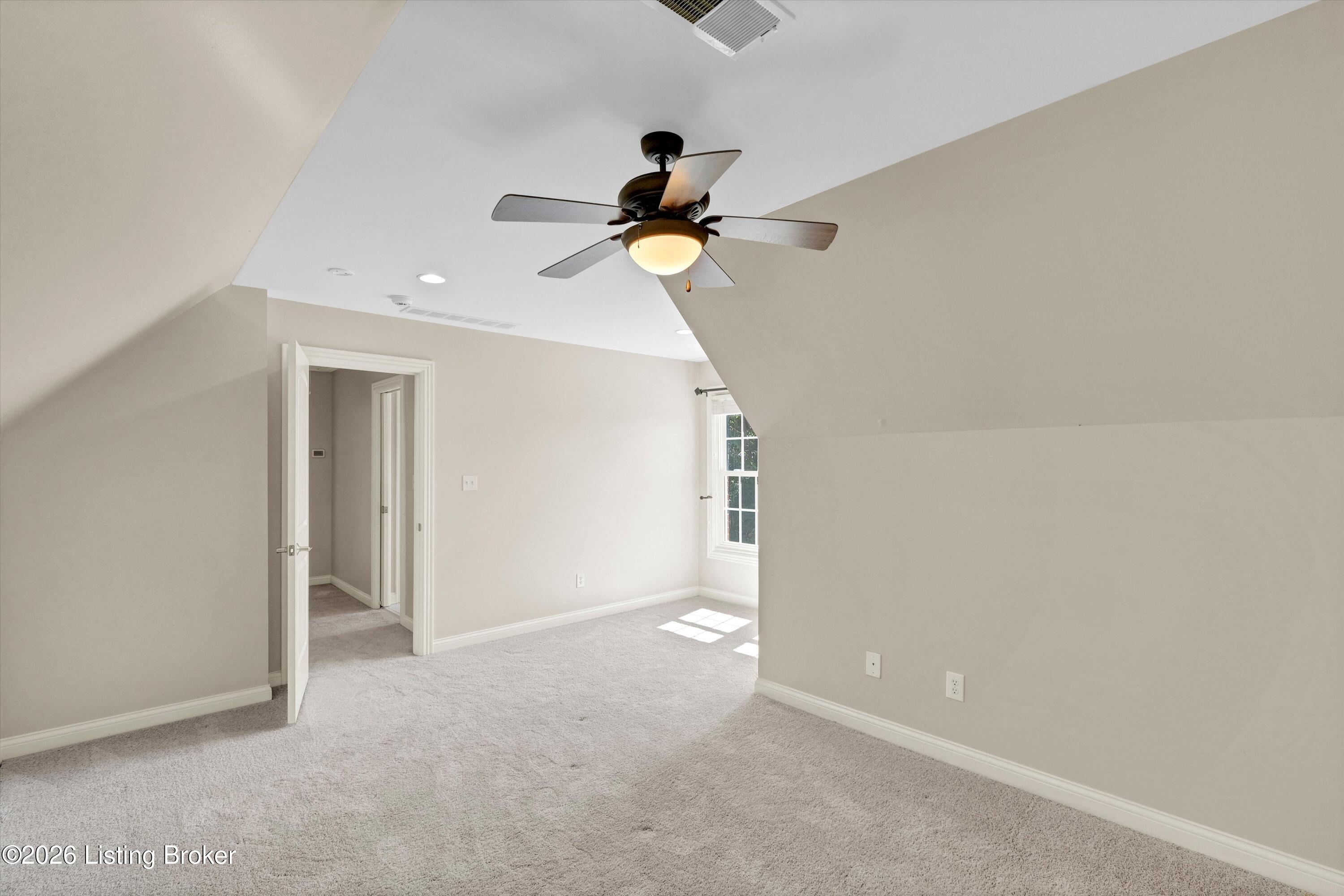 3528 Hedgewick Pl Property Photo 40