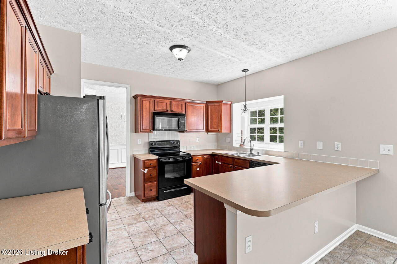 11421 Top Walnut Loop Property Photo 12