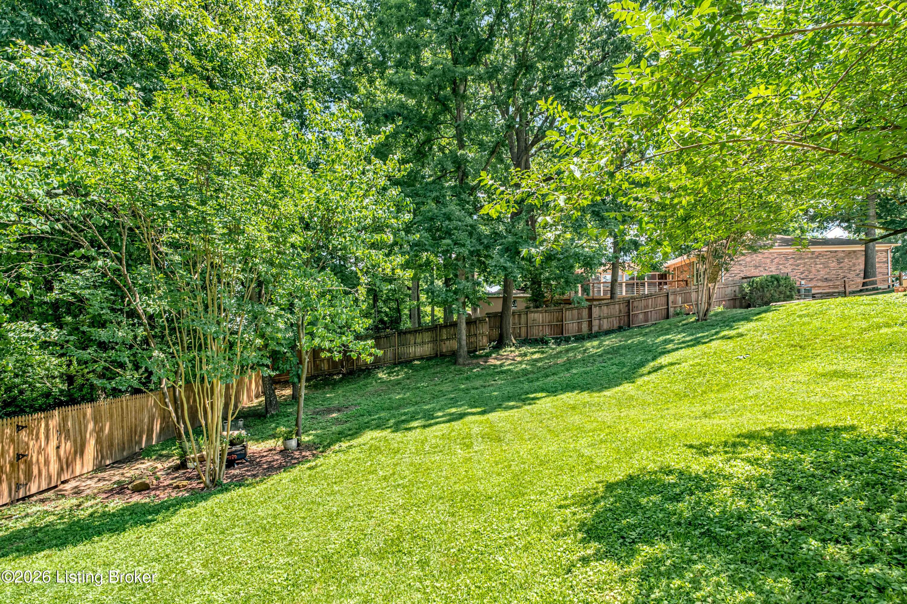 9107 Split Rail Dr Property Photo 49