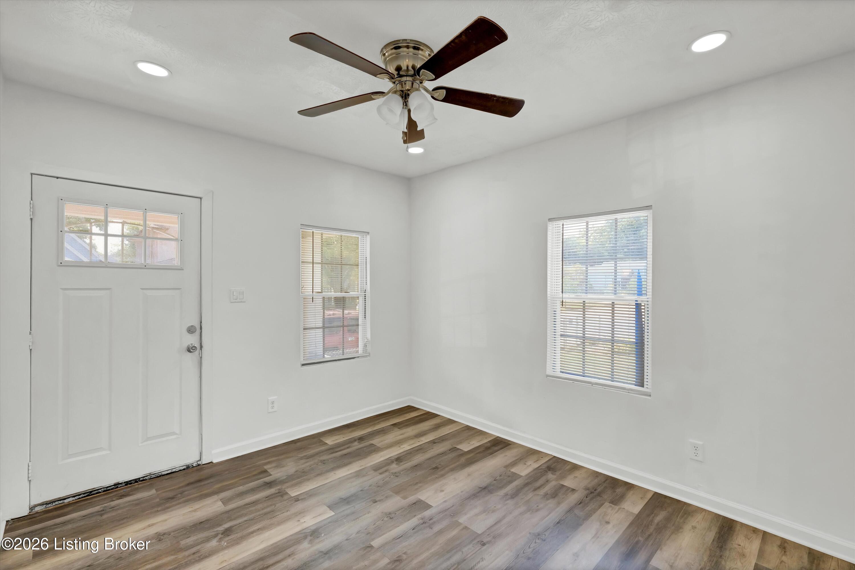 1549 Gallagher St Property Photo 2