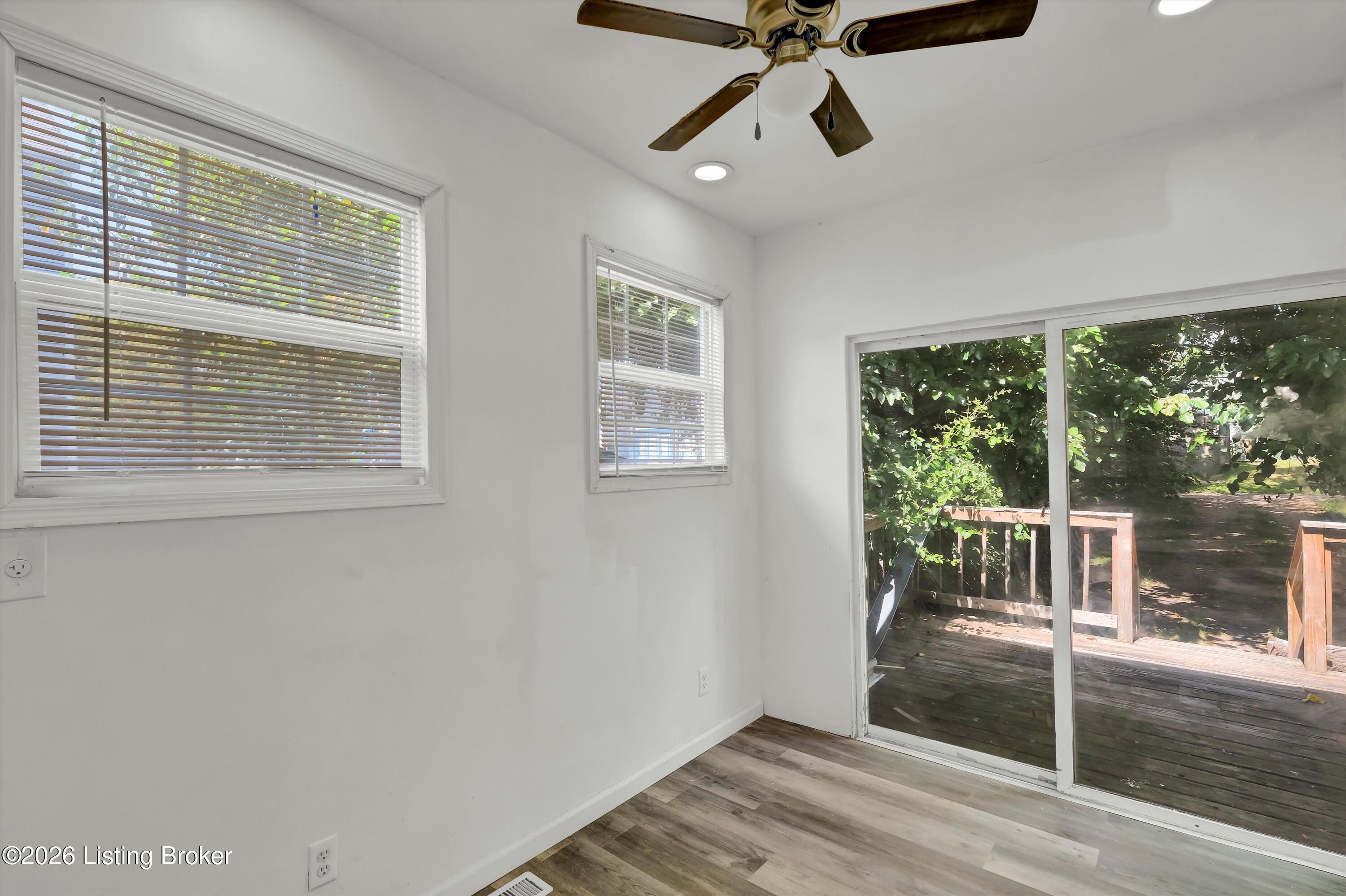 1549 Gallagher St Property Photo 9