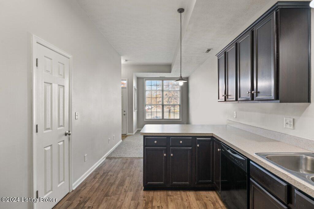 822 Northgate Blvd 4 Property Photo 3