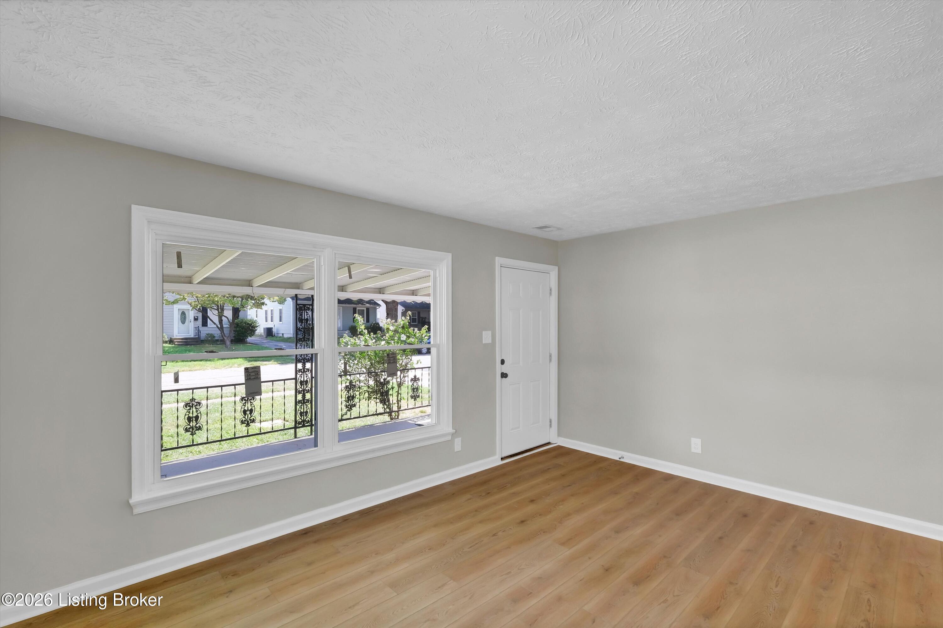 2508 Catawba Ln Property Photo 4