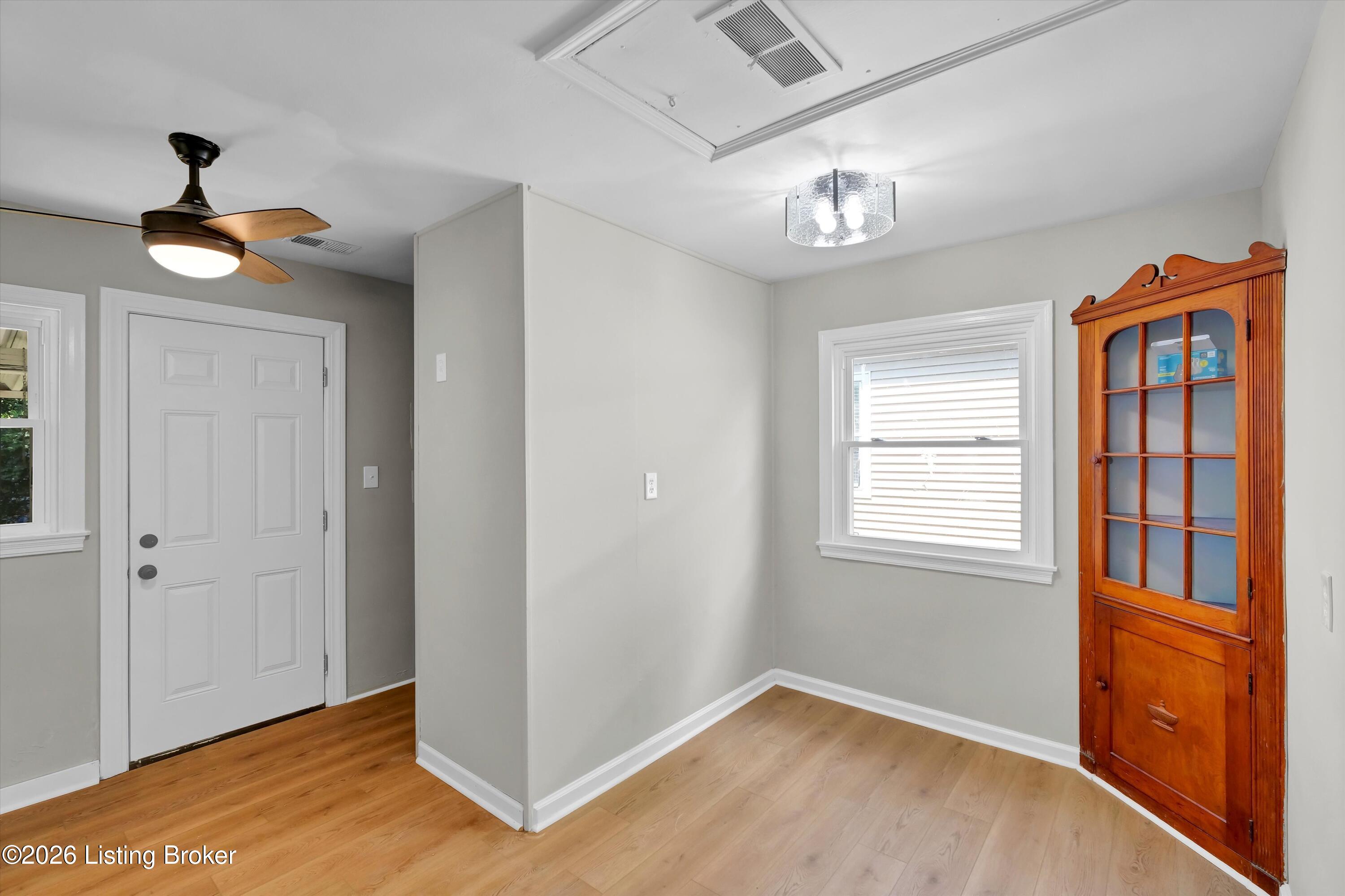 2508 Catawba Ln Property Photo 6