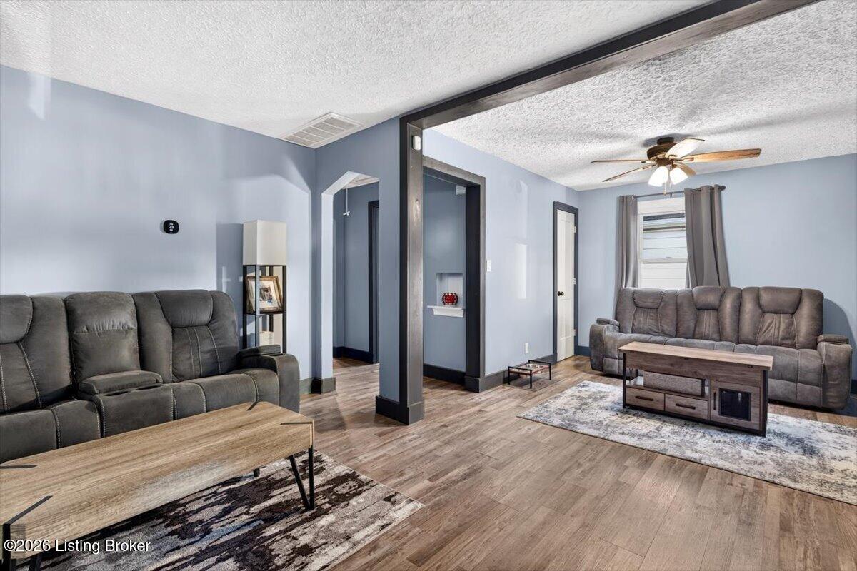 4141 Craig Ave Property Photo 4