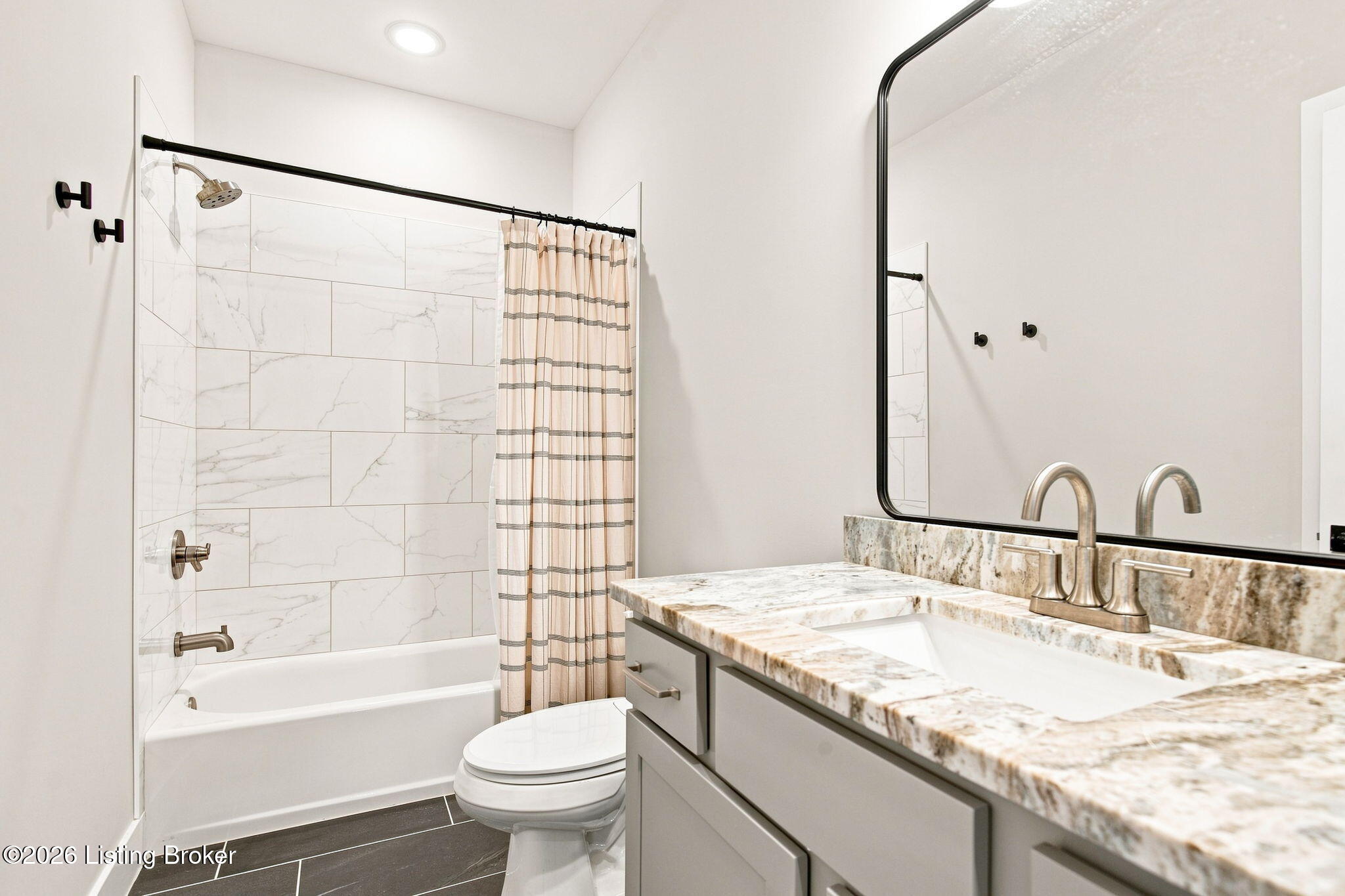 4027 Thomas Farm Dr Property Photo 46