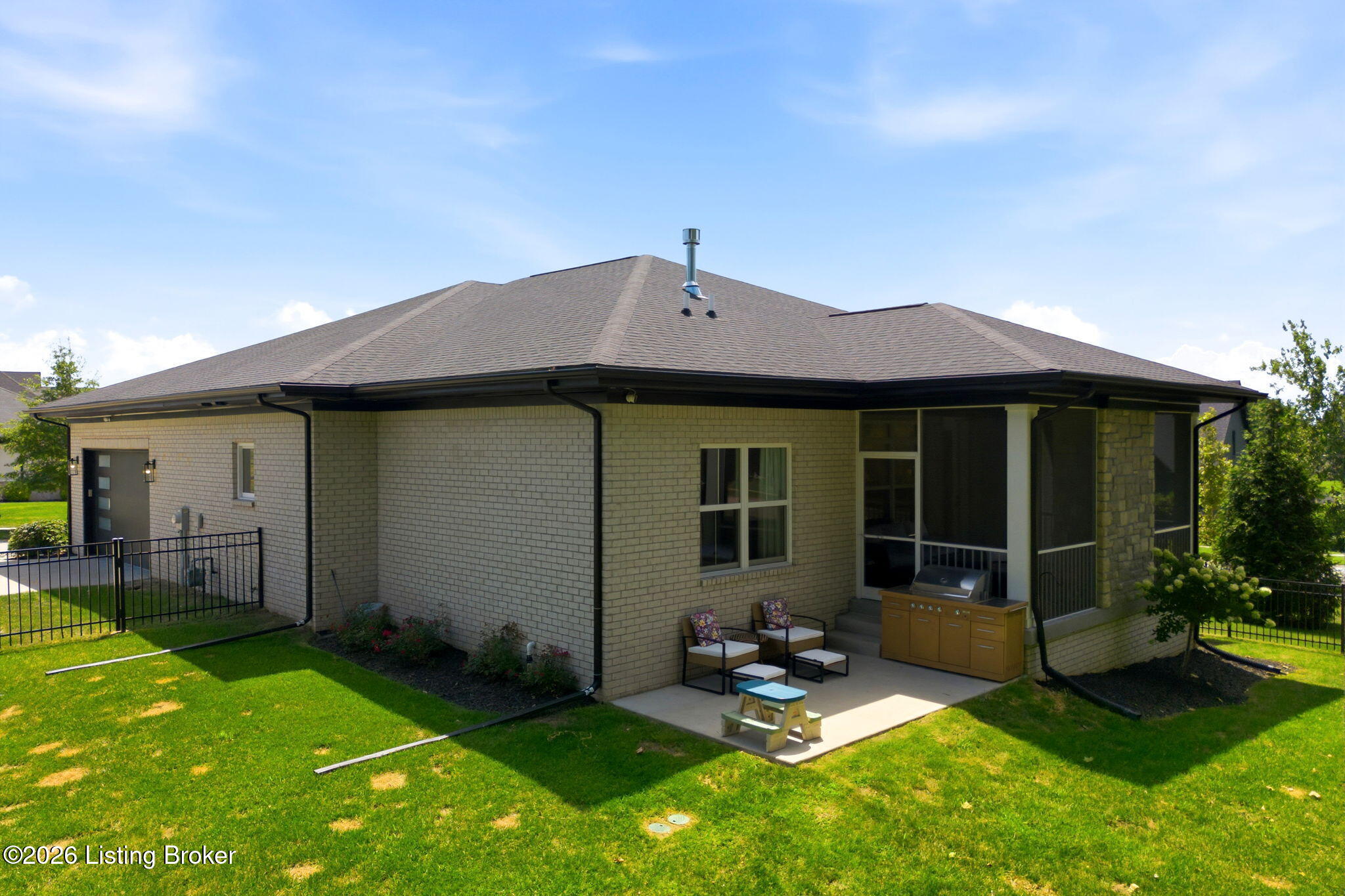 4027 Thomas Farm Dr Property Photo 58