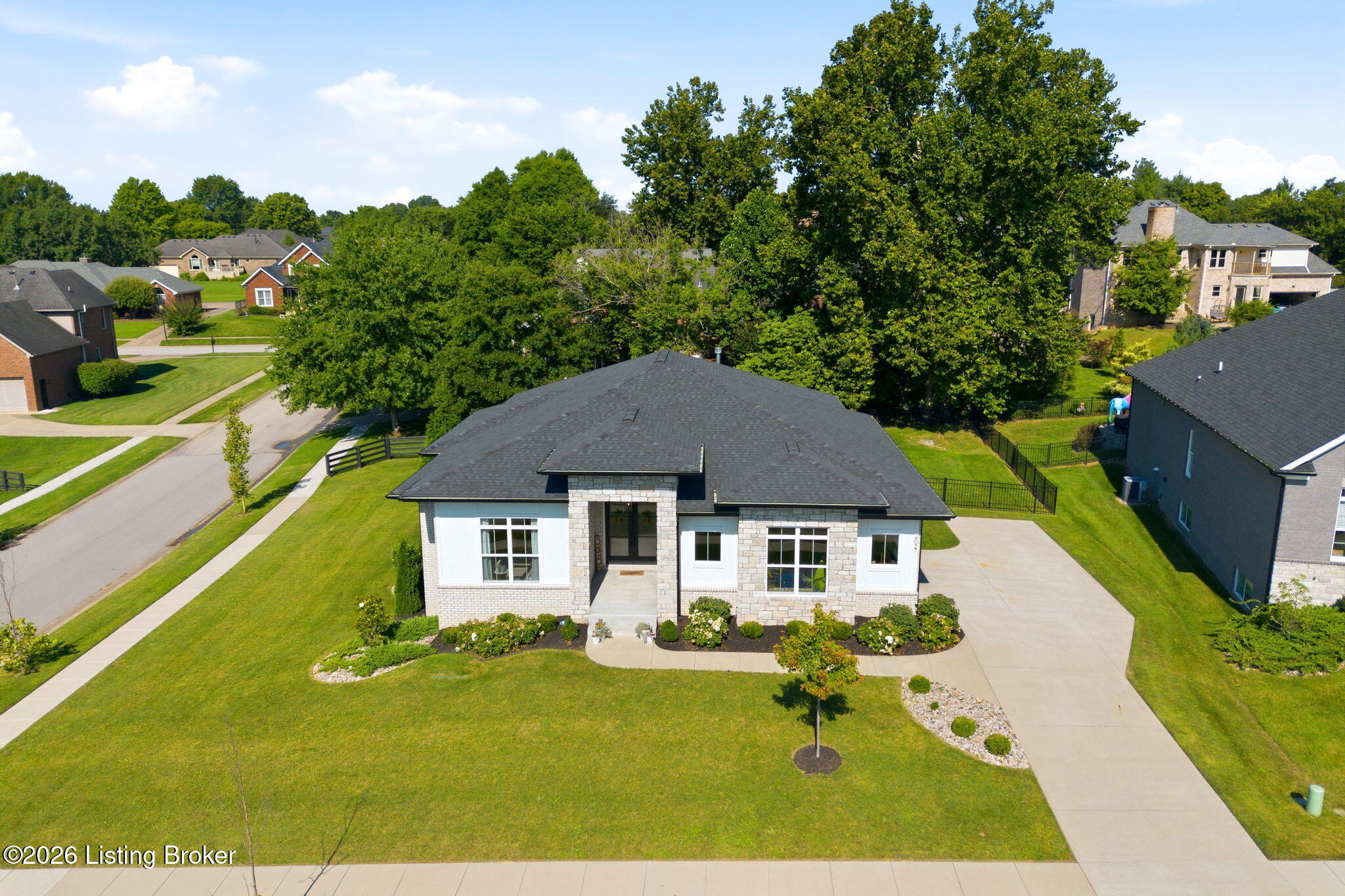 4027 Thomas Farm Dr Property Photo 61