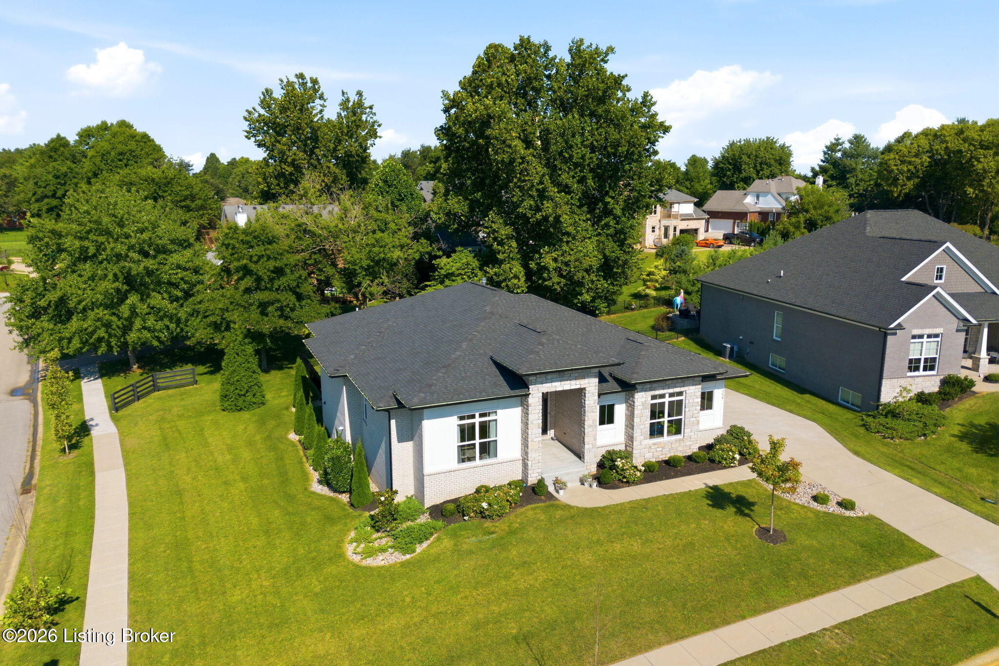 4027 Thomas Farm Dr Property Photo 62