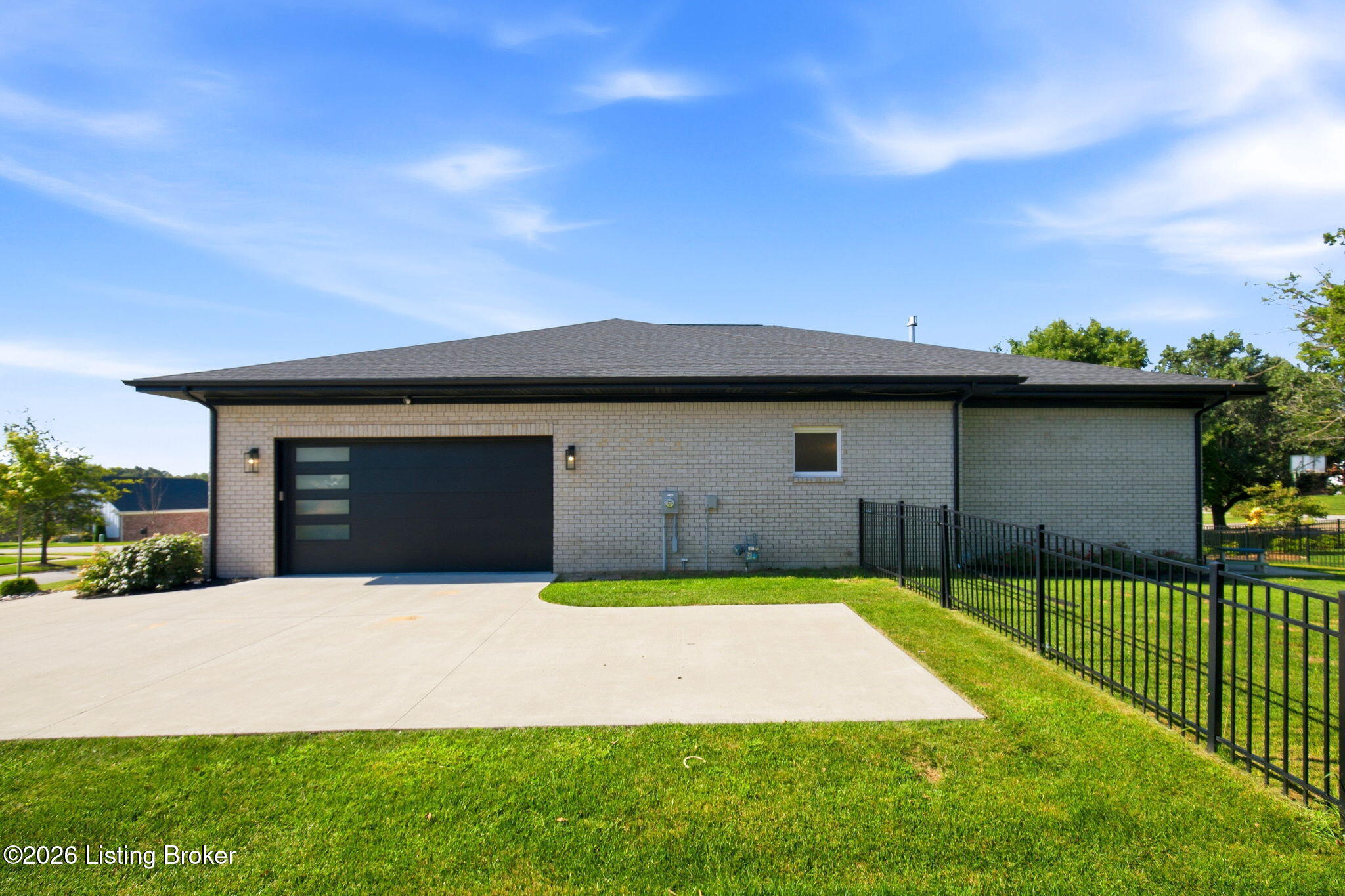 4027 Thomas Farm Dr Property Photo 69