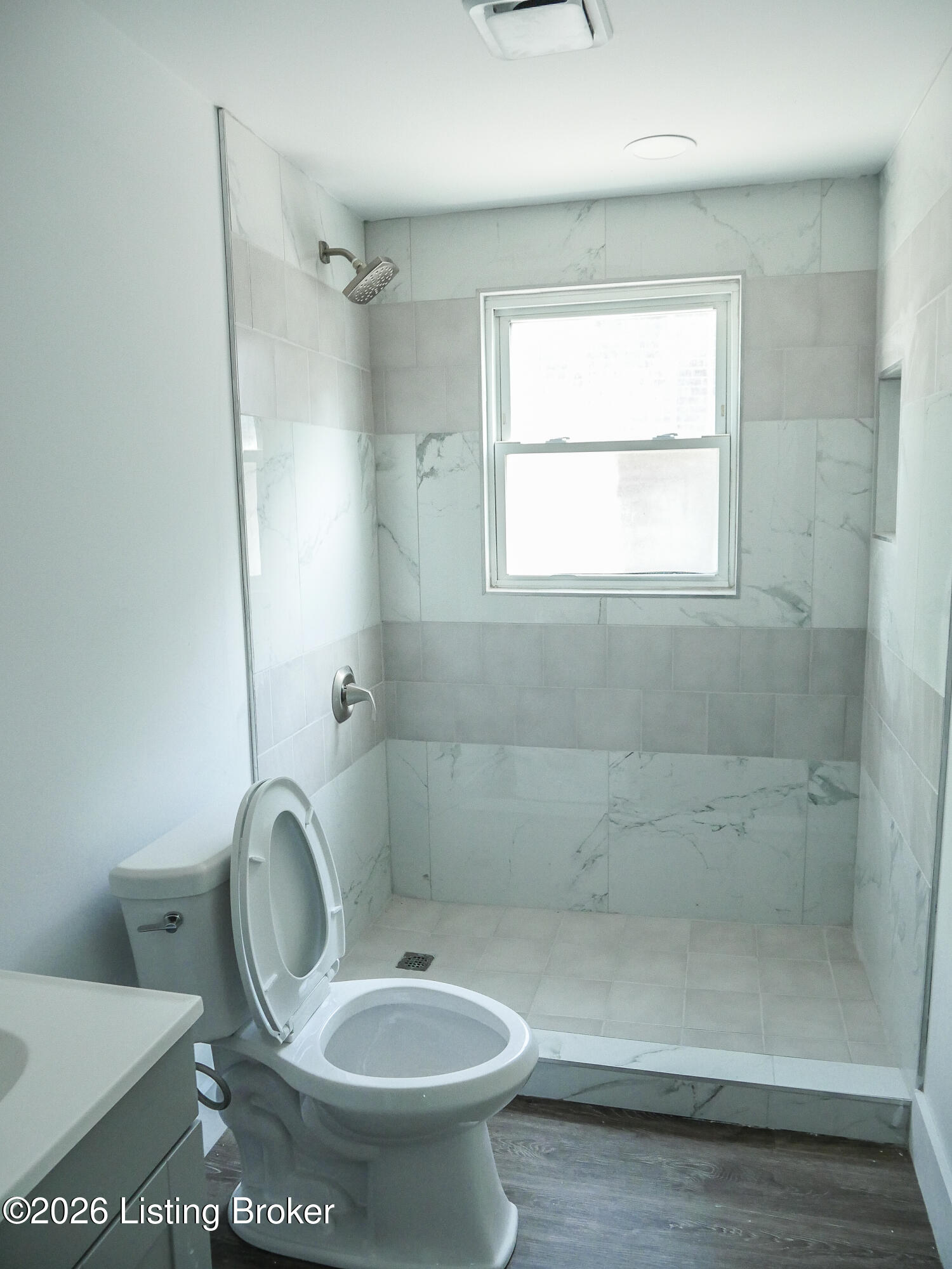 1624 Hemlock Ct Property Photo 12