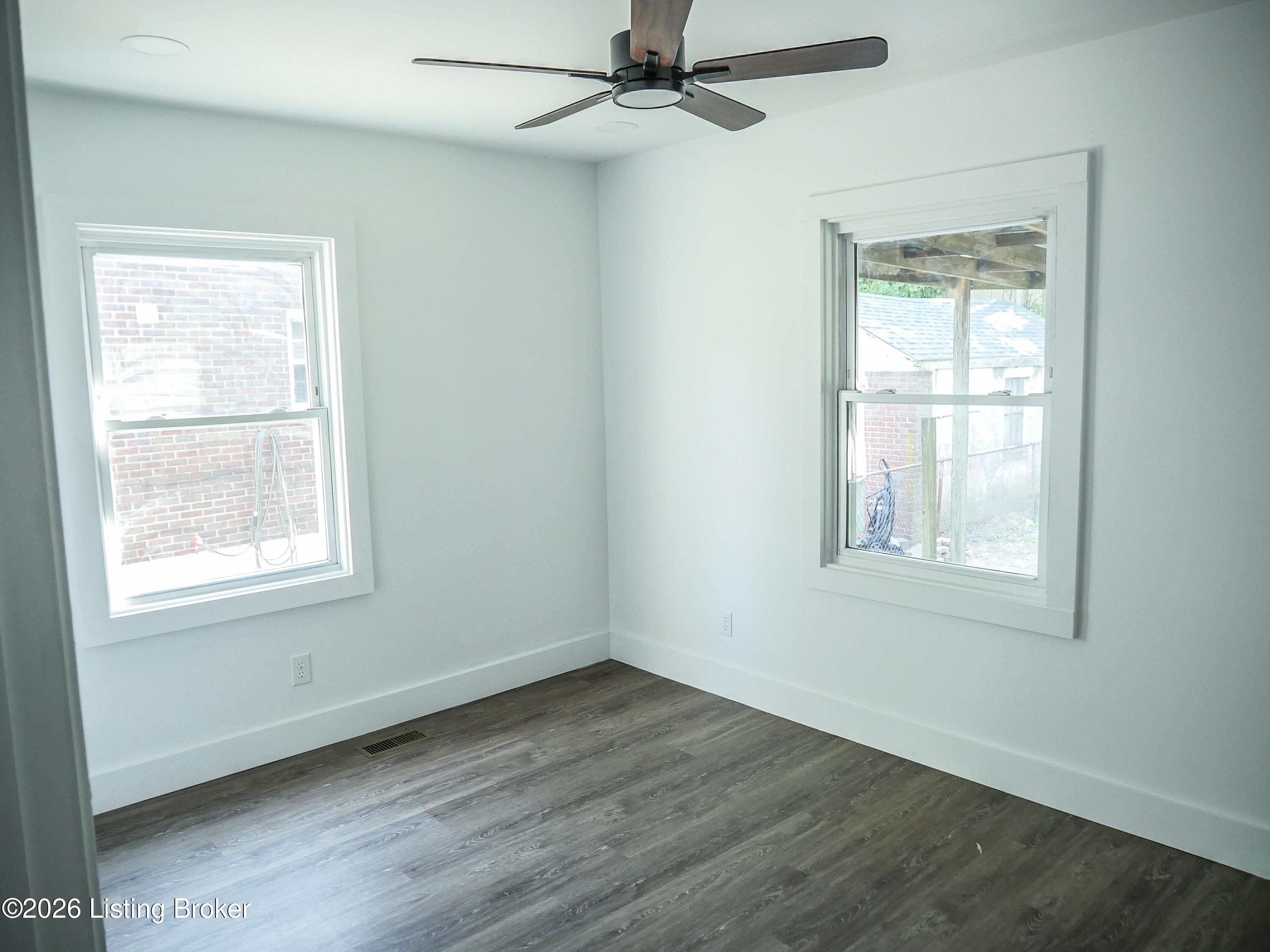 1624 Hemlock Ct Property Photo 14