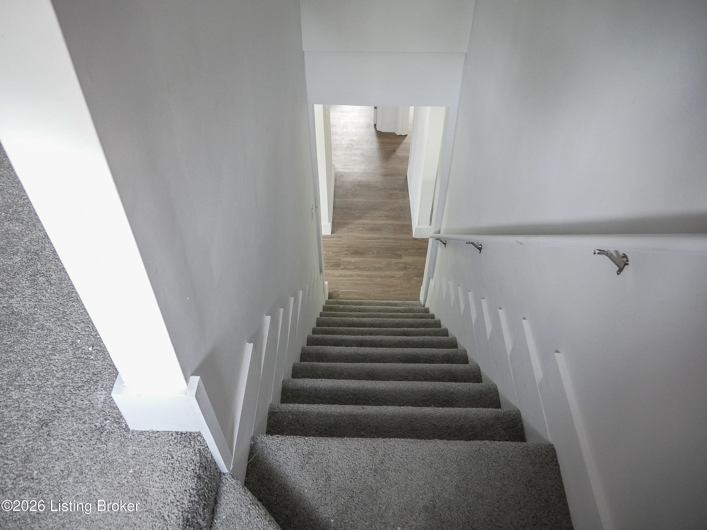 1624 Hemlock Ct Property Photo 30